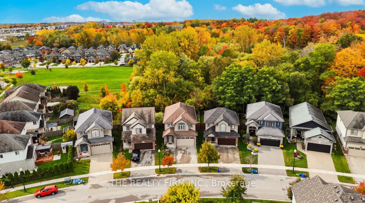 Photo 5 of 2027 Springridge Drive, London, North C — HOMEH