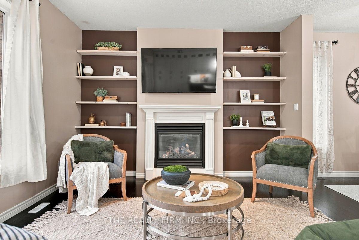 Photo 12 of 2027 Springridge Drive, London, North C — HOMEH