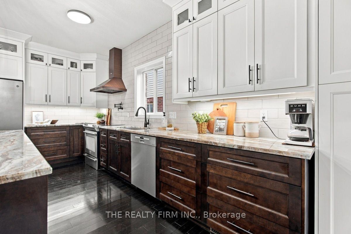 Photo 14 of 2027 Springridge Drive, London, North C — HOMEH