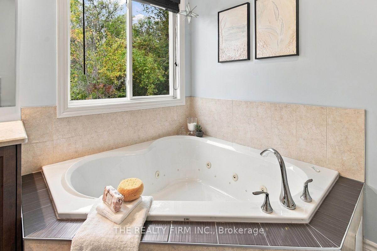 Photo 26 of 2027 Springridge Drive, London, North C — HOMEH