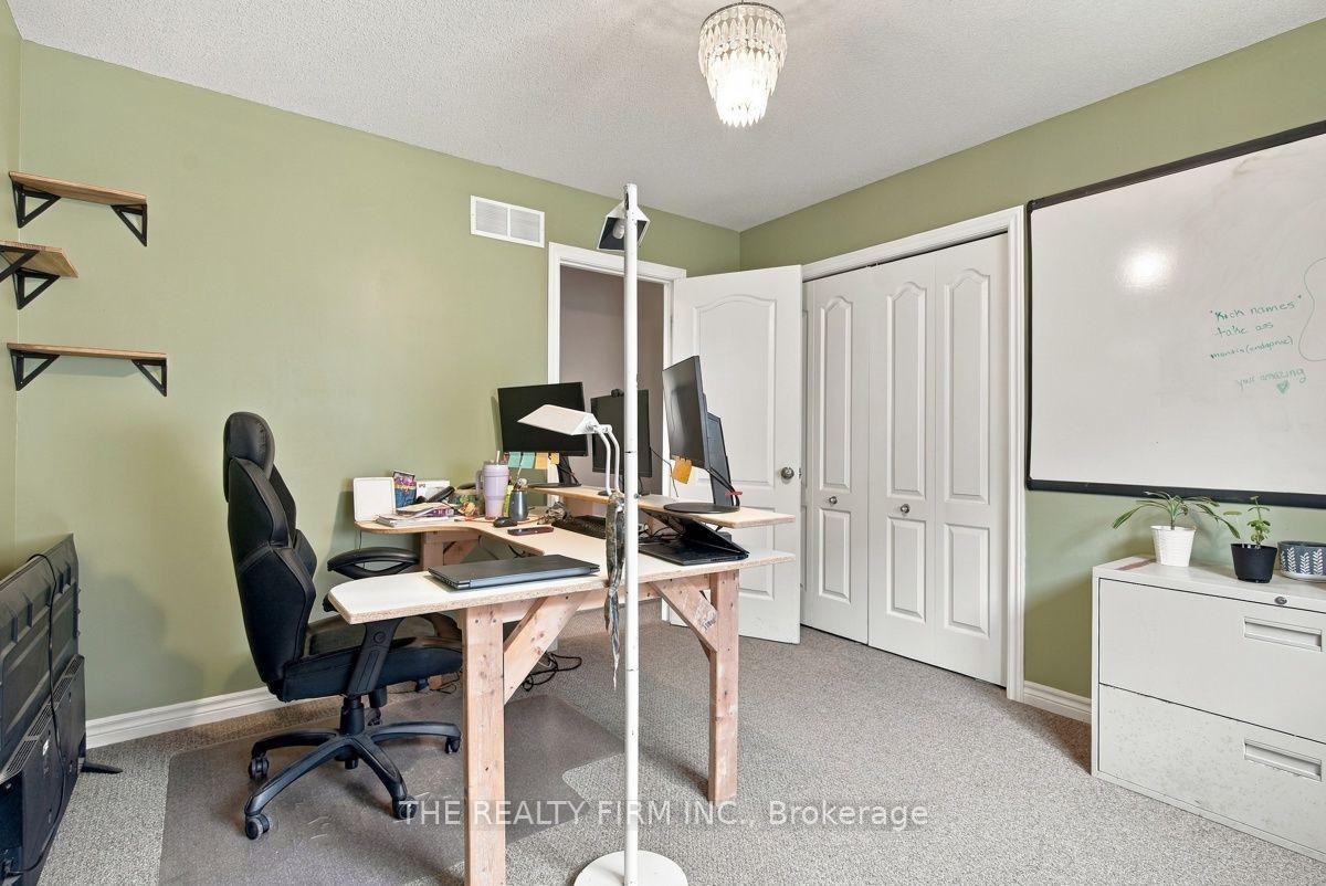 Photo 31 of 2027 Springridge Drive, London, North C — HOMEH