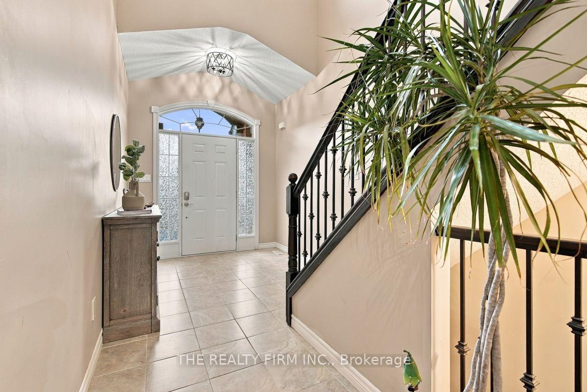 Photo 33 of 2027 Springridge Drive, London, North C — HOMEH