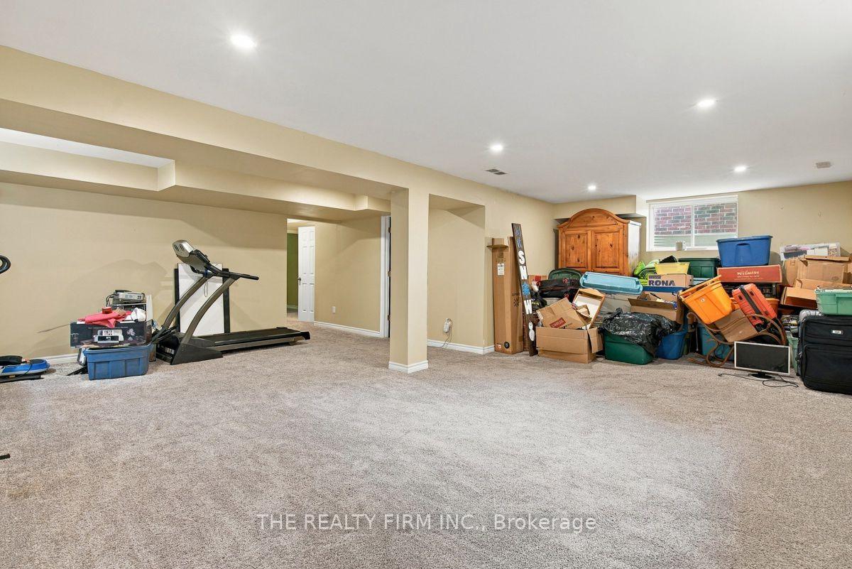Photo 36 of 2027 Springridge Drive, London, North C — HOMEH