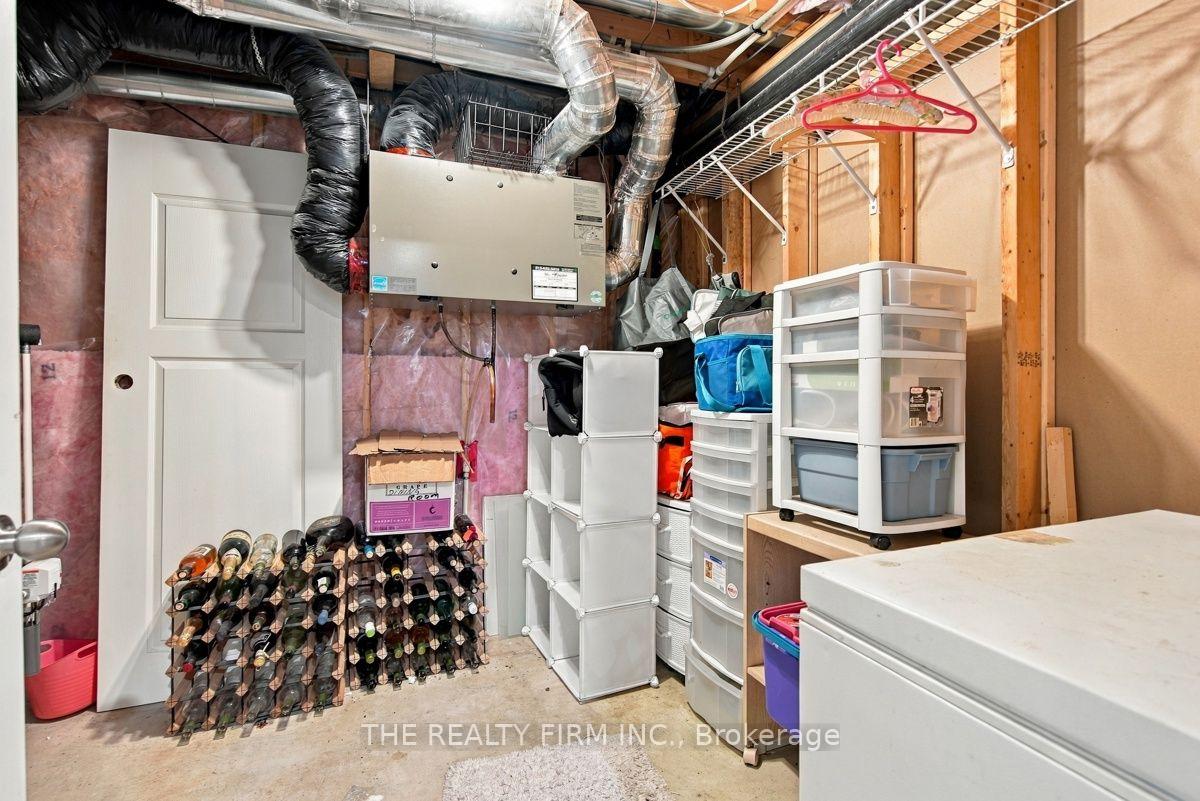Photo 39 of 2027 Springridge Drive, London, North C — HOMEH
