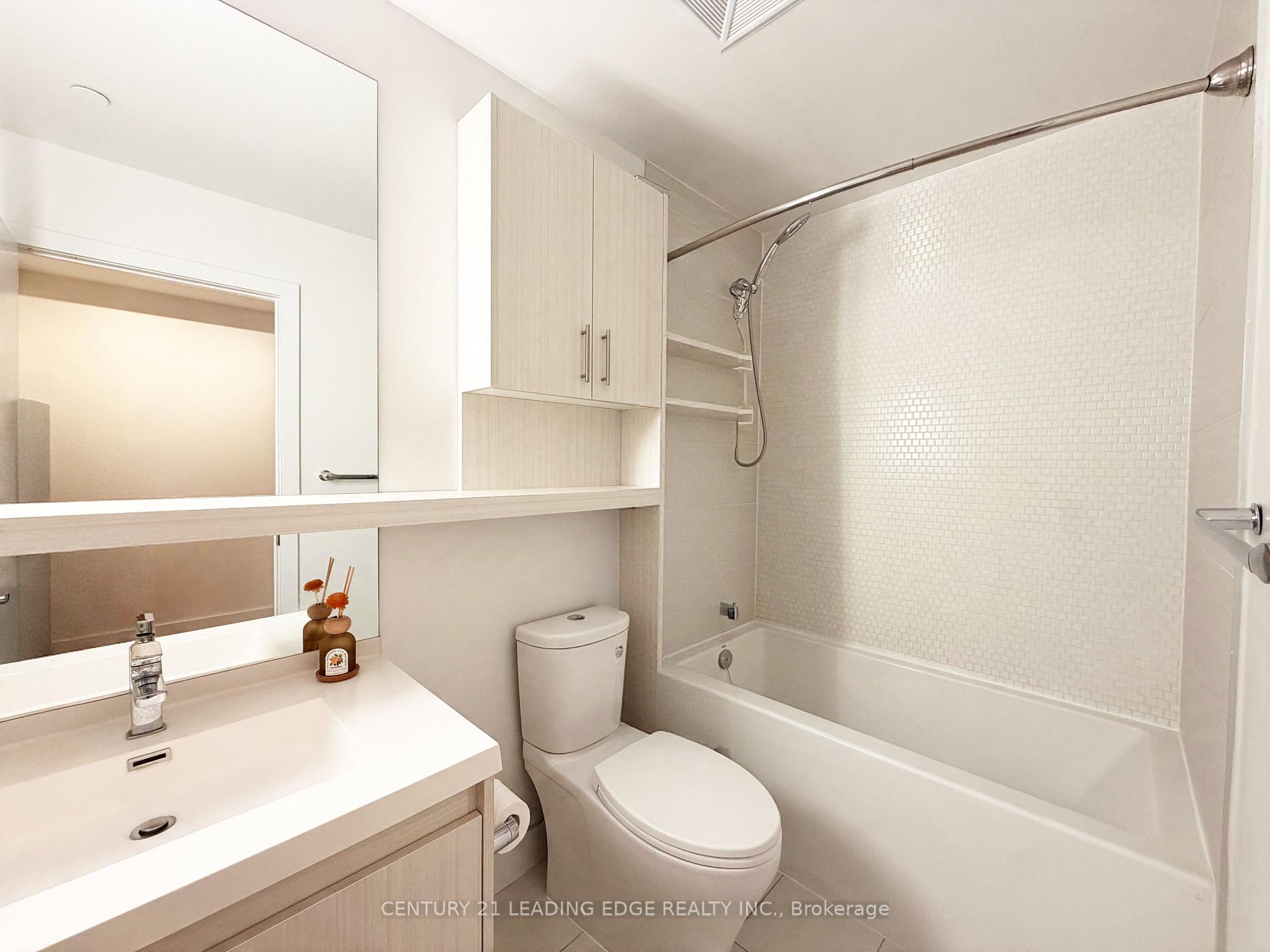 Photo 9 of Unit 1206, 128 Fairview Mall Drive, North York, Don Valley Village — HOMEH