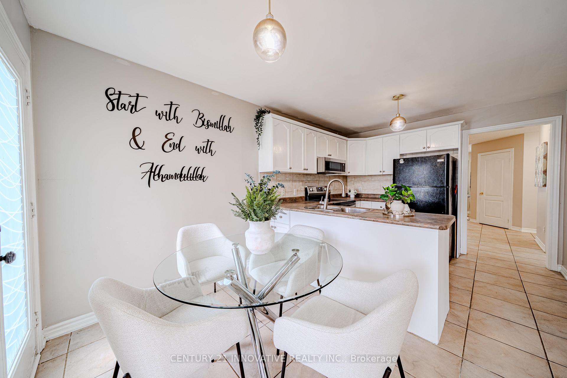 Photo 17 of 30 Castle Green Drive, Whitby, Rolling Acres — HOMEH