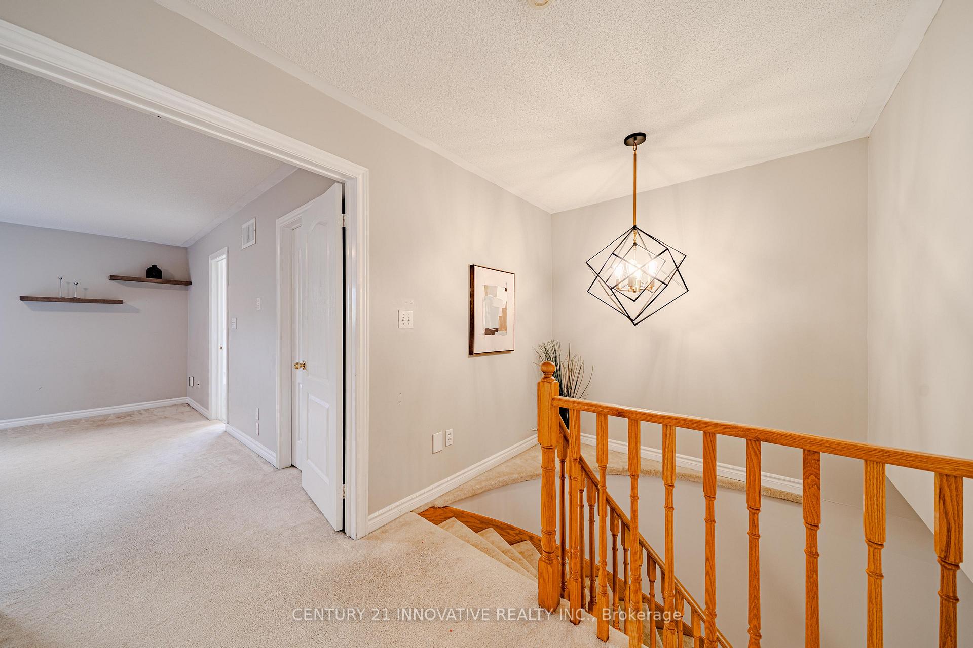 Photo 24 of 30 Castle Green Drive, Whitby, Rolling Acres — HOMEH