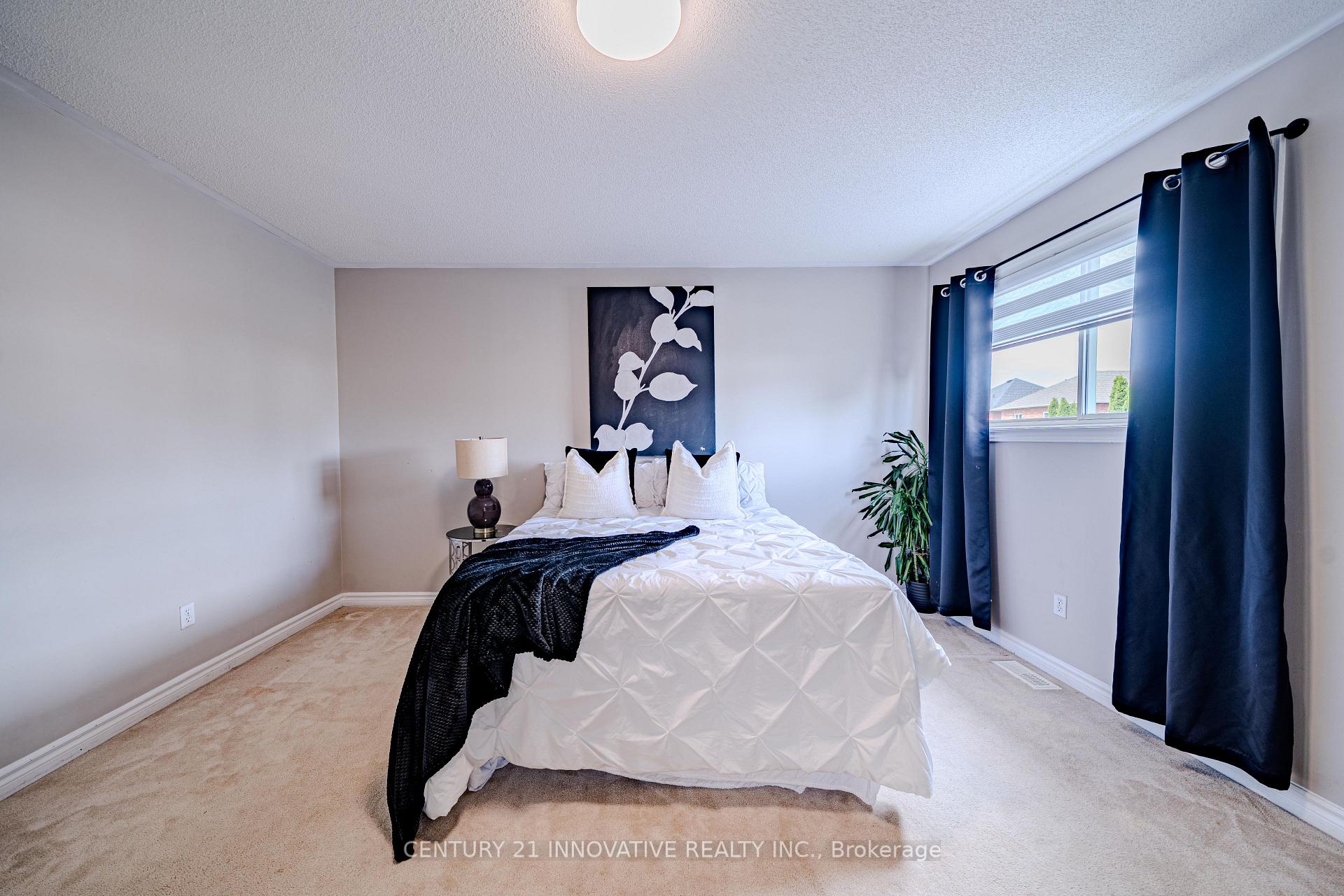 Photo 26 of 30 Castle Green Drive, Whitby, Rolling Acres — HOMEH