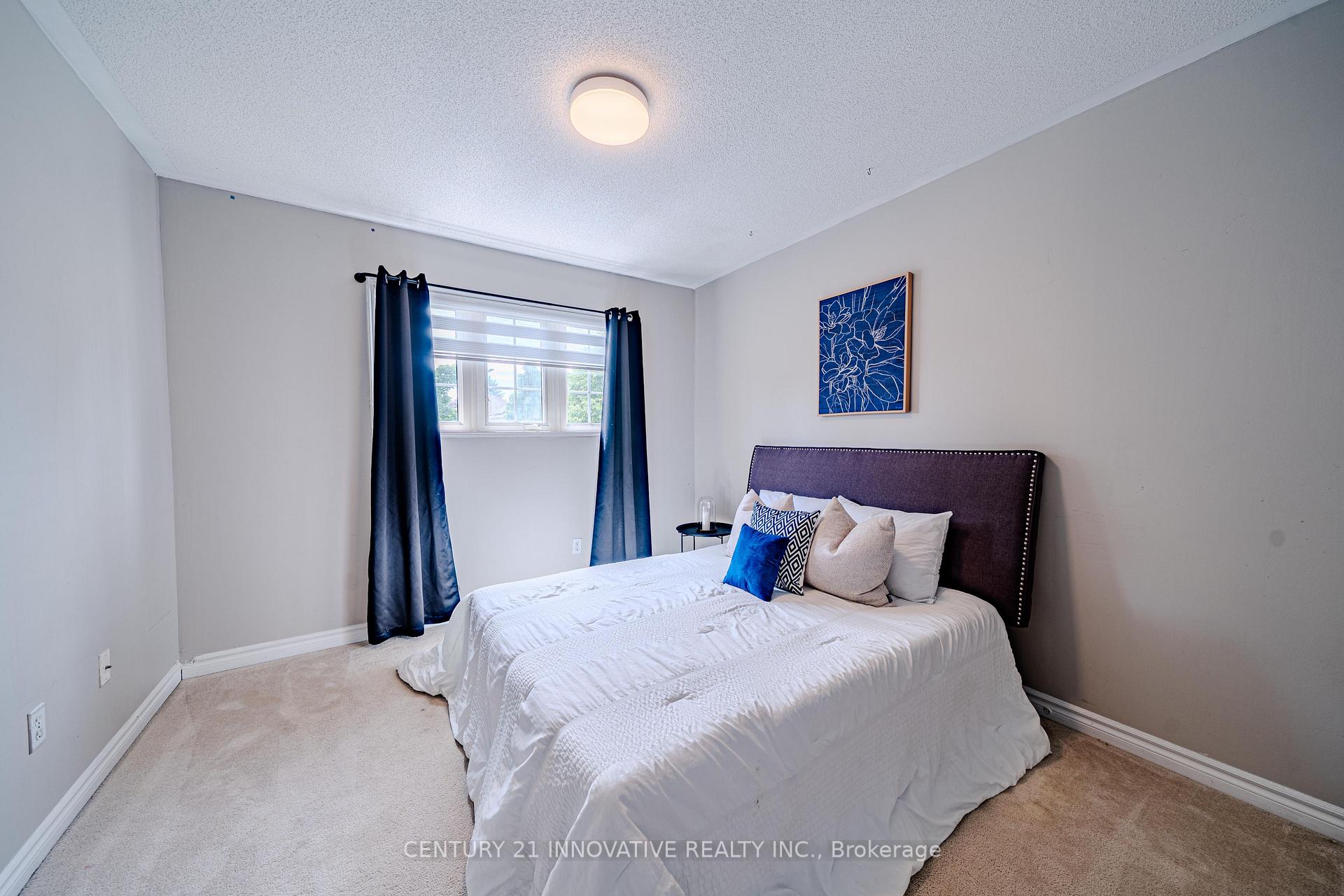 Photo 33 of 30 Castle Green Drive, Whitby, Rolling Acres — HOMEH