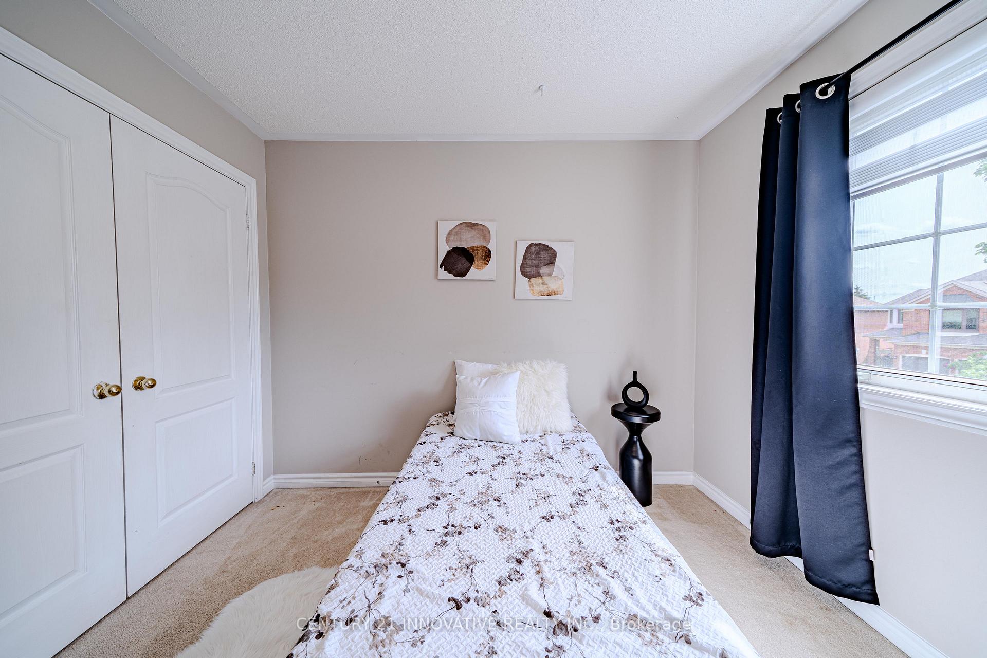 Photo 39 of 30 Castle Green Drive, Whitby, Rolling Acres — HOMEH