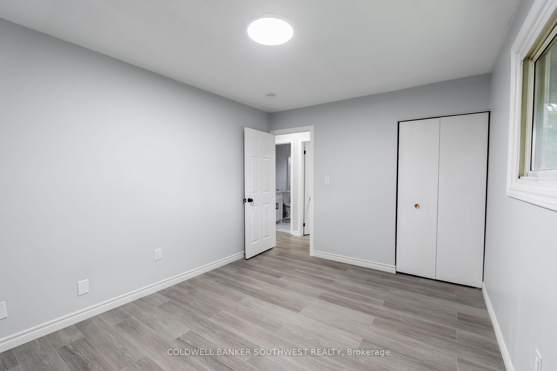 Photo 11 of 1104 Overlea Crescent, Sarnia — HOMEH