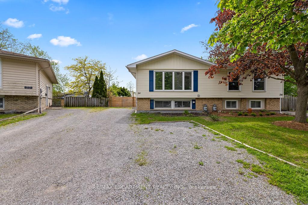 Photo 2 of 24 Tara Crescent, Thorold, Confederation Heights — HOMEH
