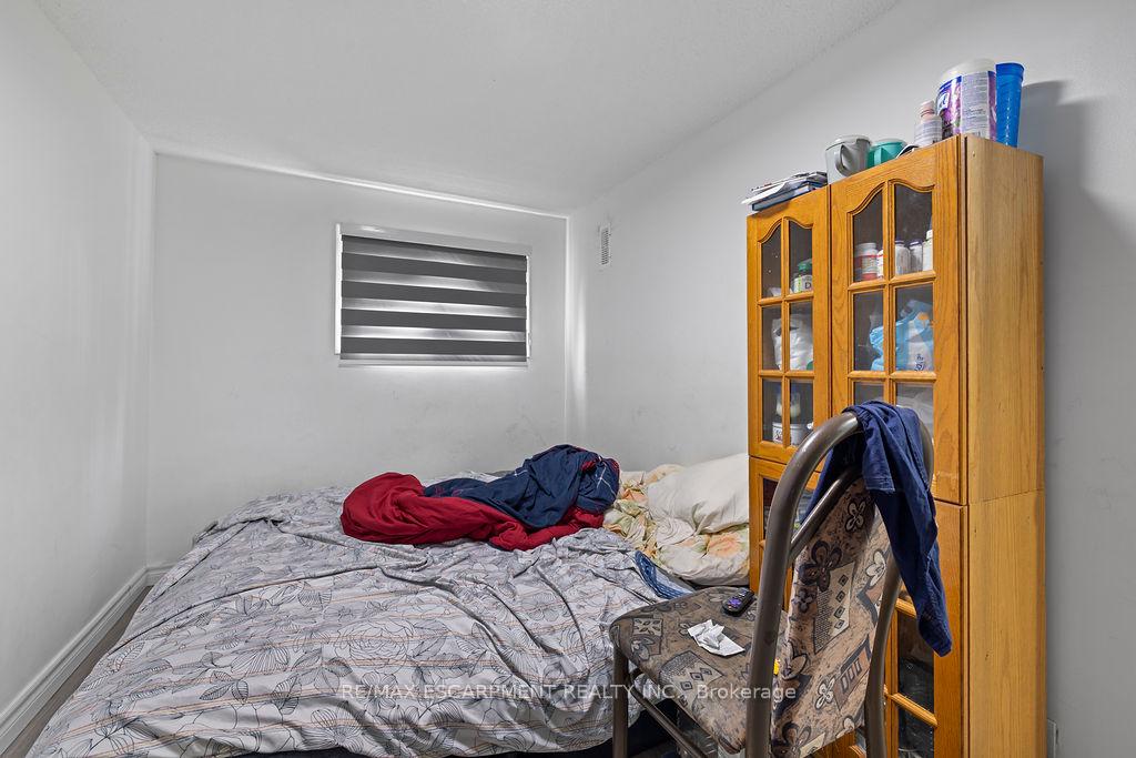 Photo 14 of 24 Tara Crescent, Thorold, Confederation Heights — HOMEH