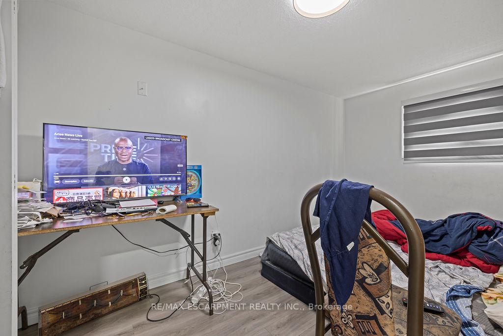 Photo 15 of 24 Tara Crescent, Thorold, Confederation Heights — HOMEH