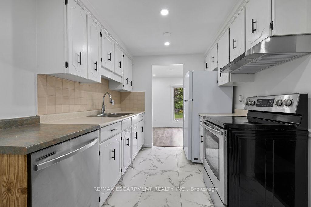 Photo 23 of 24 Tara Crescent, Thorold, Confederation Heights — HOMEH
