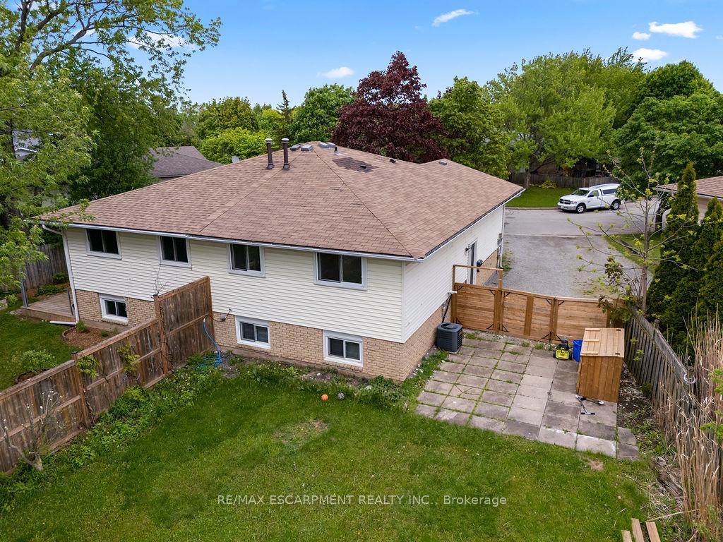 Photo 38 of 24 Tara Crescent, Thorold, Confederation Heights — HOMEH