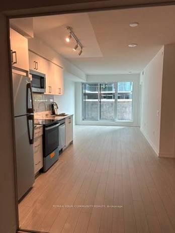 Photo 8 of Unit 511, 4010 Eglinton Avenue, Etobicoke, Humber Heights — HOMEH