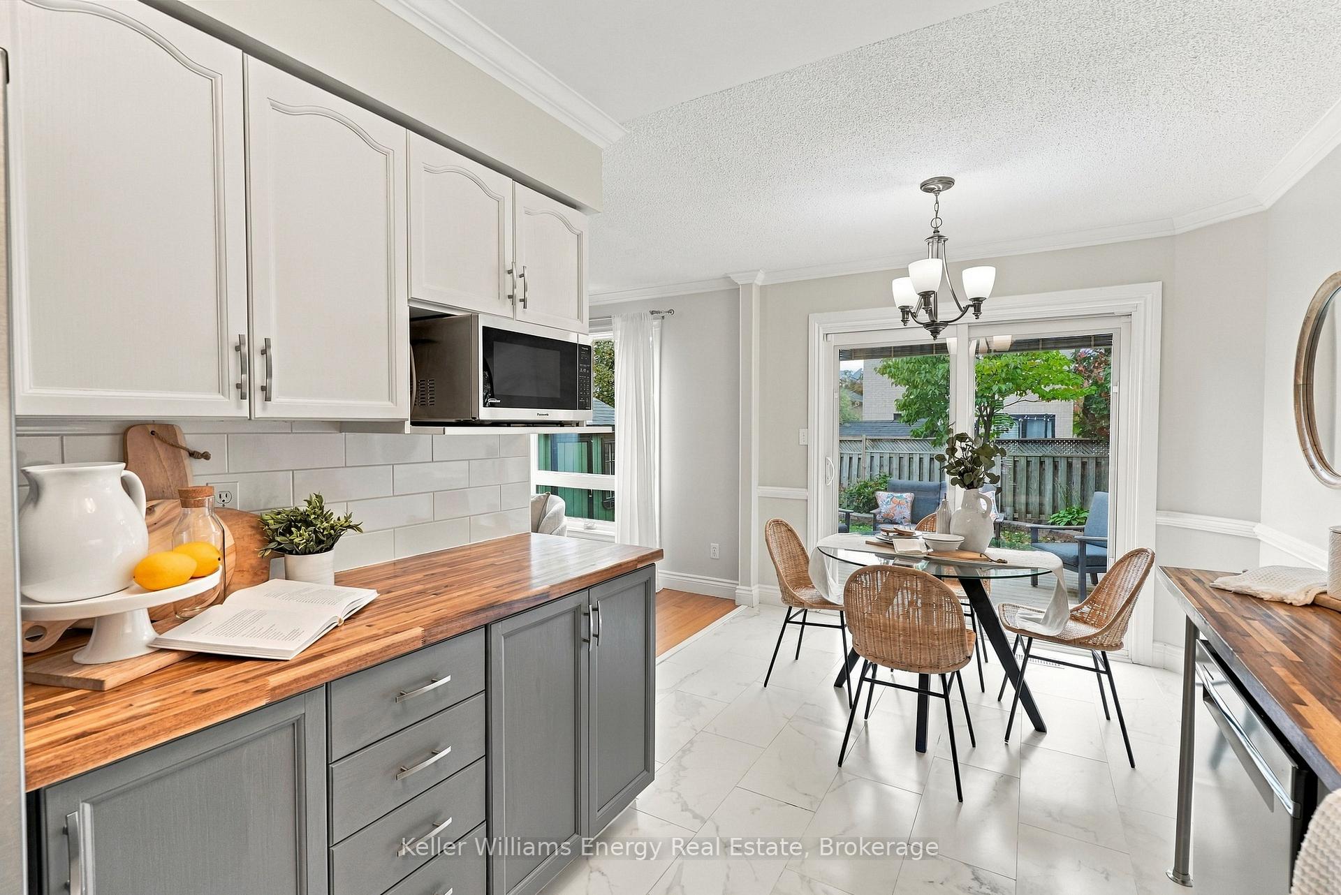 Photo 12 of 20 Caleche Avenue, Clarington, Courtice — HOMEH