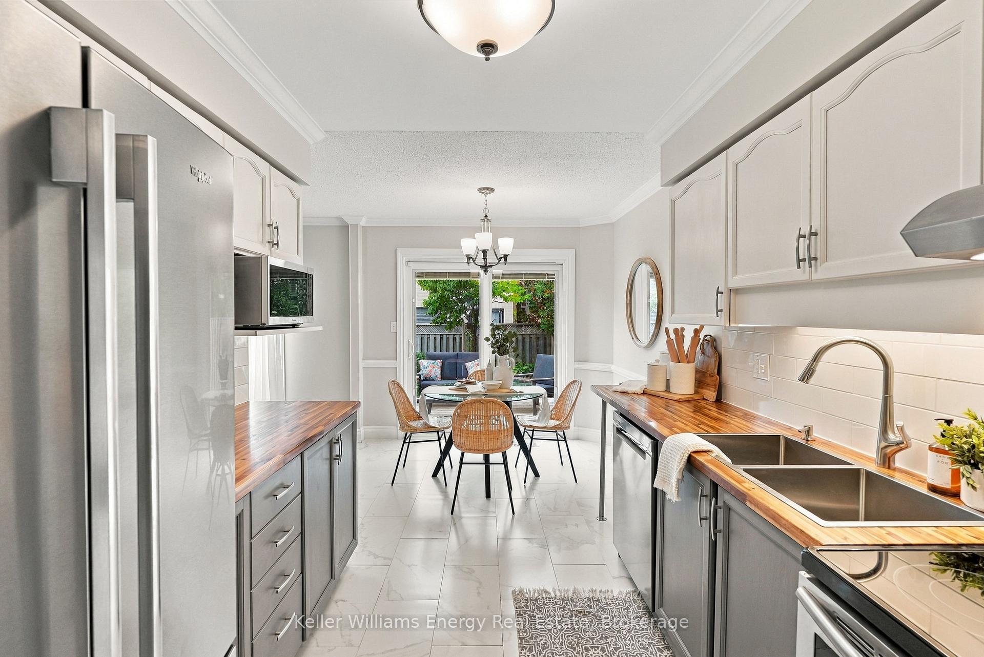 Photo 13 of 20 Caleche Avenue, Clarington, Courtice — HOMEH