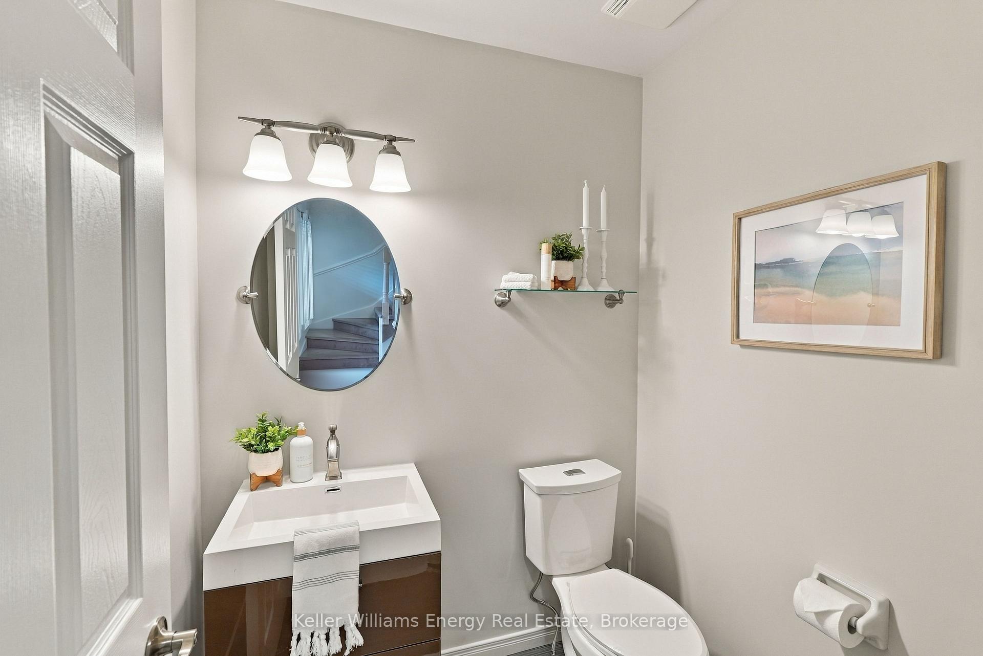 Photo 16 of 20 Caleche Avenue, Clarington, Courtice — HOMEH