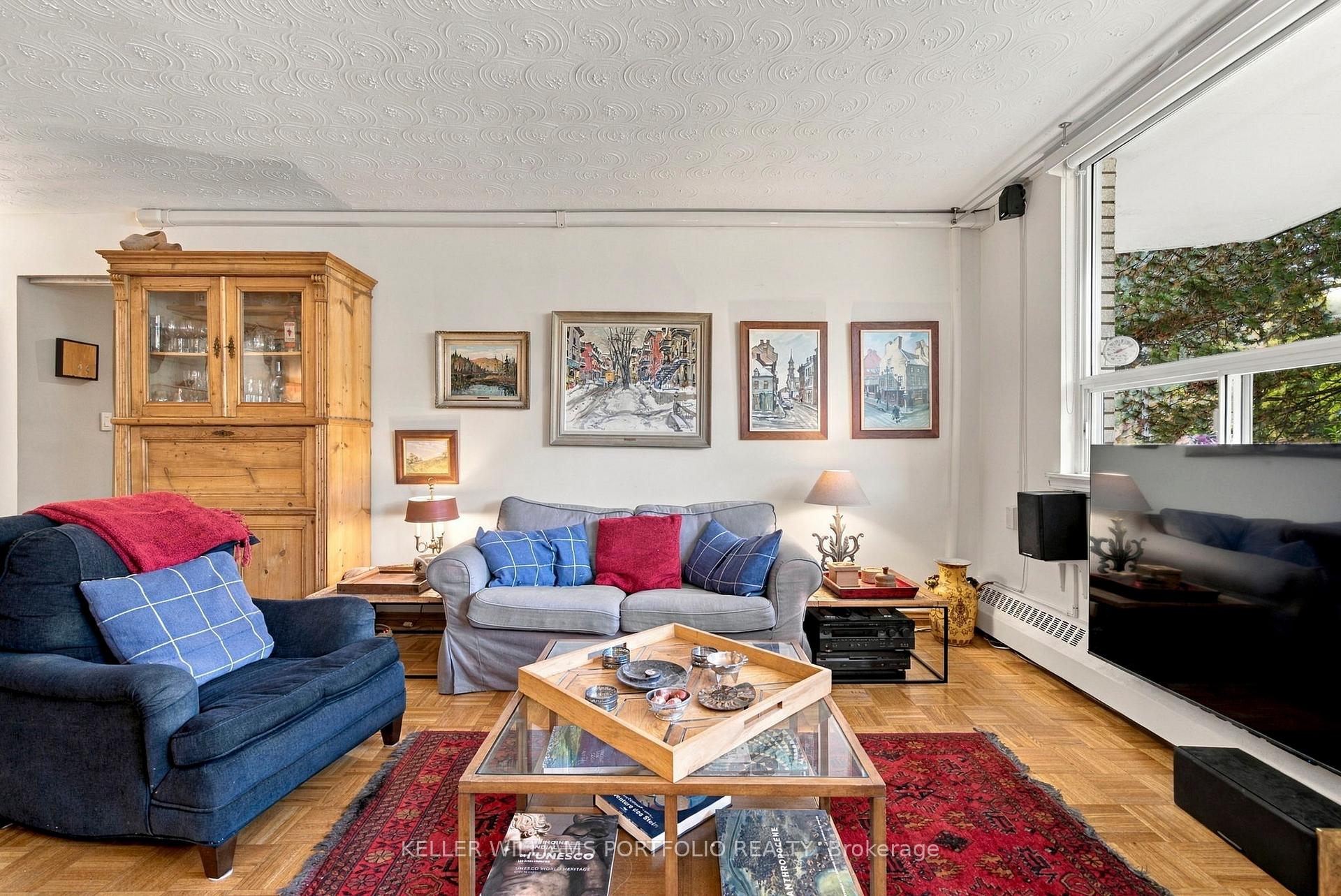 Photo 4 of Unit 108, 100 Coe Hill Drive, Toronto, High Park-Swansea — HOMEH