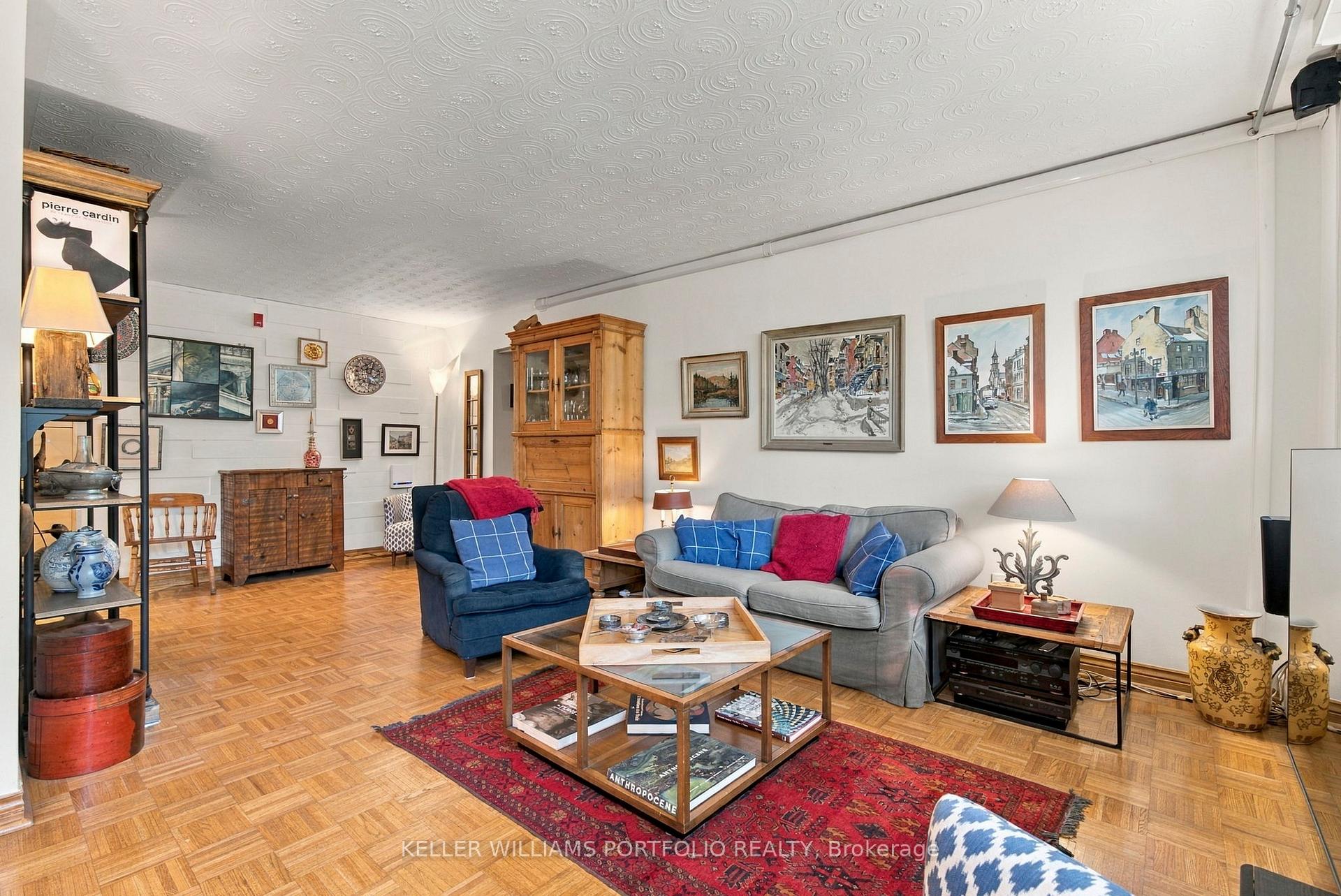 Photo 6 of Unit 108, 100 Coe Hill Drive, Toronto, High Park-Swansea — HOMEH