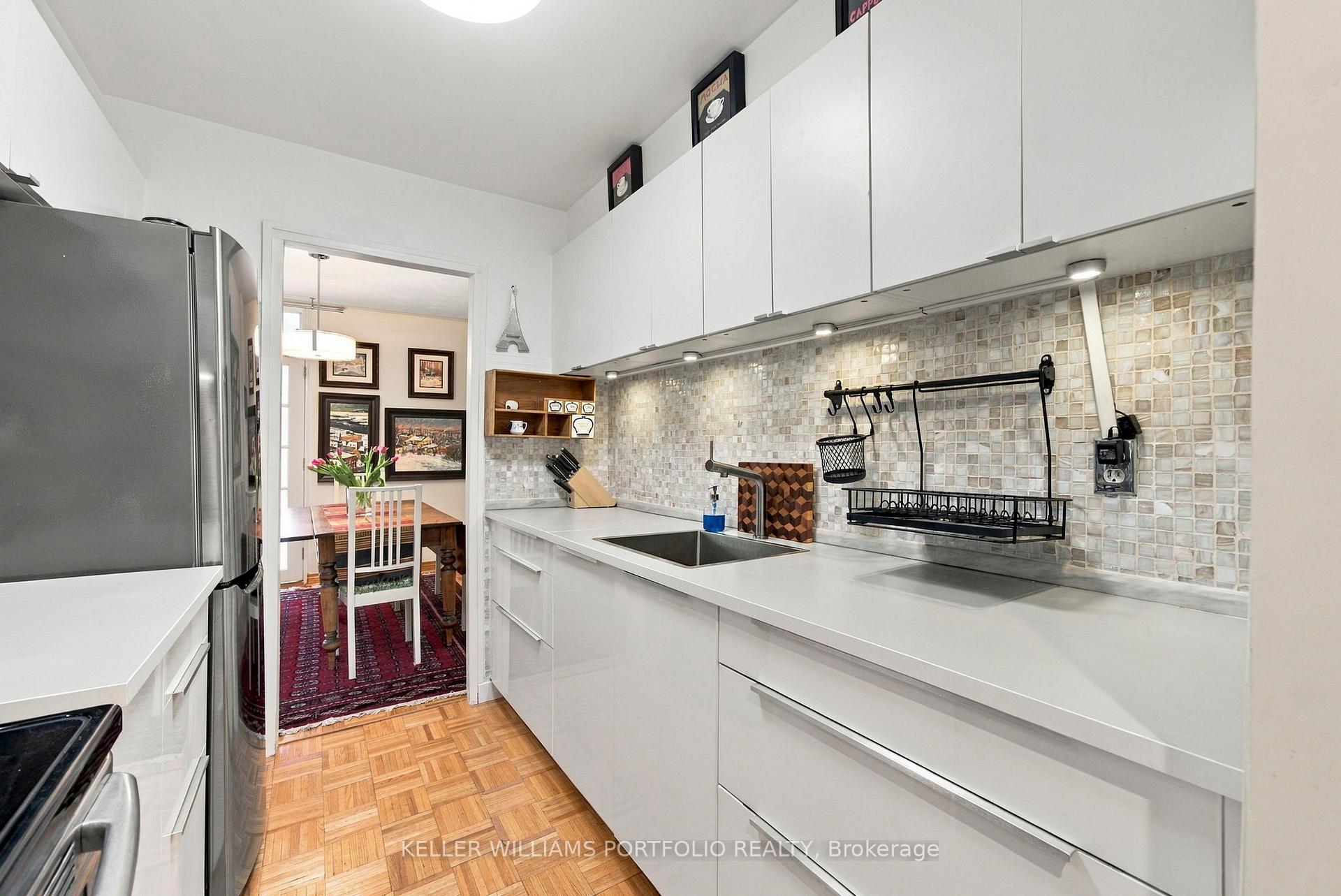 Photo 12 of Unit 108, 100 Coe Hill Drive, Toronto, High Park-Swansea — HOMEH