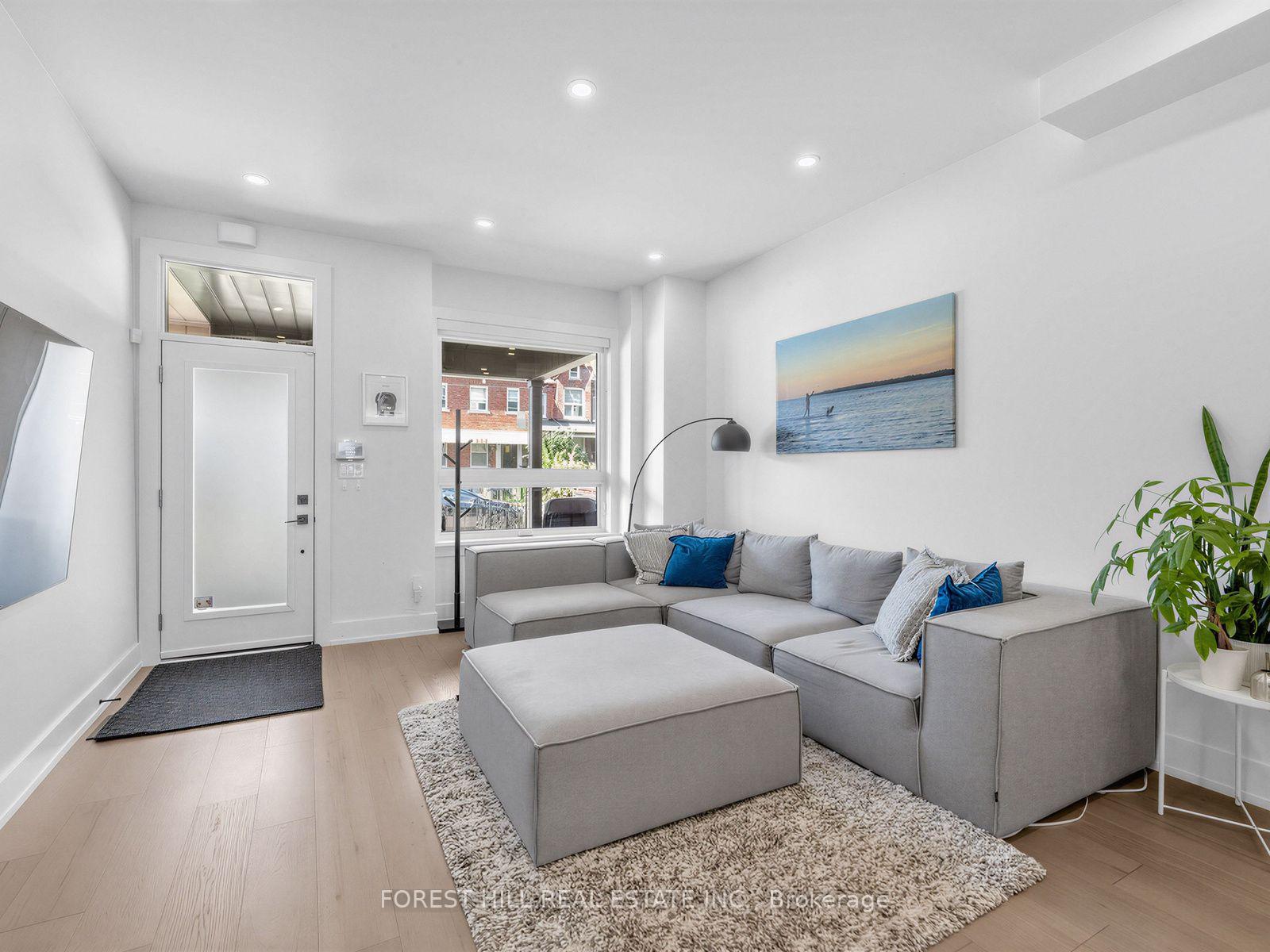 Photo 4 of 87 Palmerston Avenue, Toronto, Trinity-Bellwoods — HOMEH