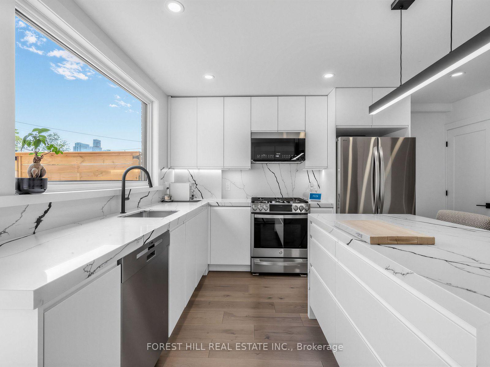 Photo 12 of 87 Palmerston Avenue, Toronto, Trinity-Bellwoods — HOMEH