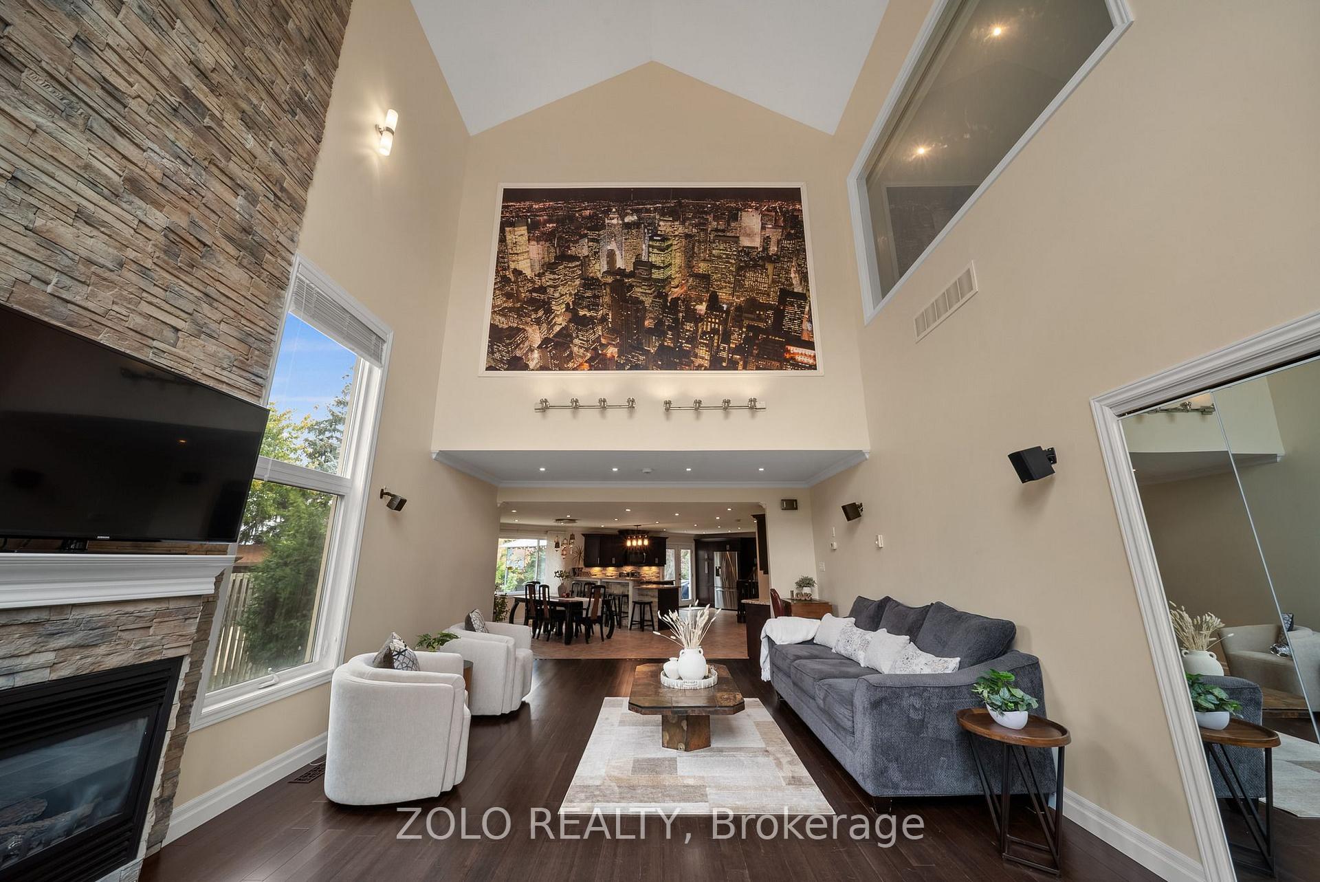 Photo 1 of 6911B Hickling Crescent, Mississauga, Meadowvale — HOMEH