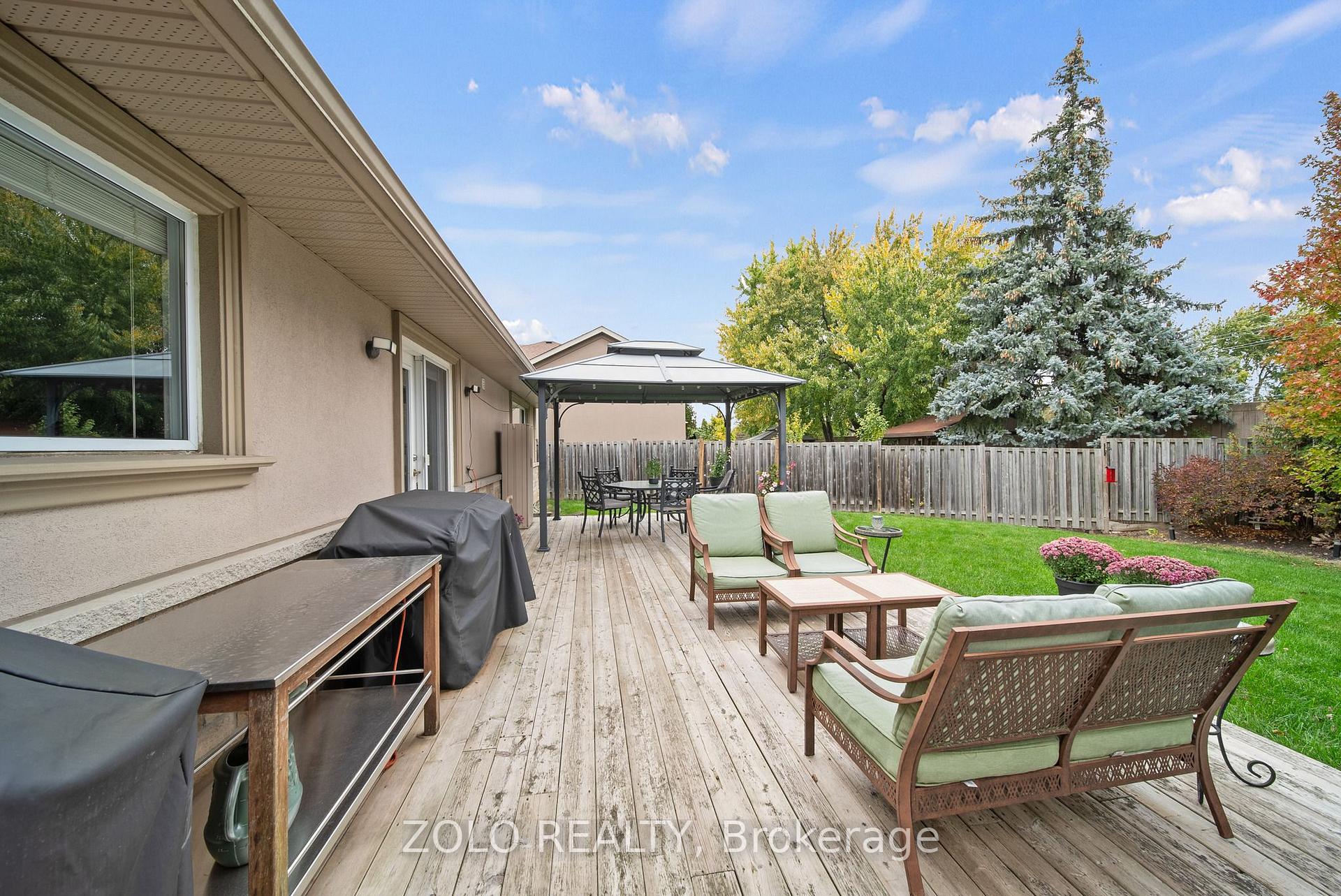 Photo 42 of 6911B Hickling Crescent, Mississauga, Meadowvale — HOMEH