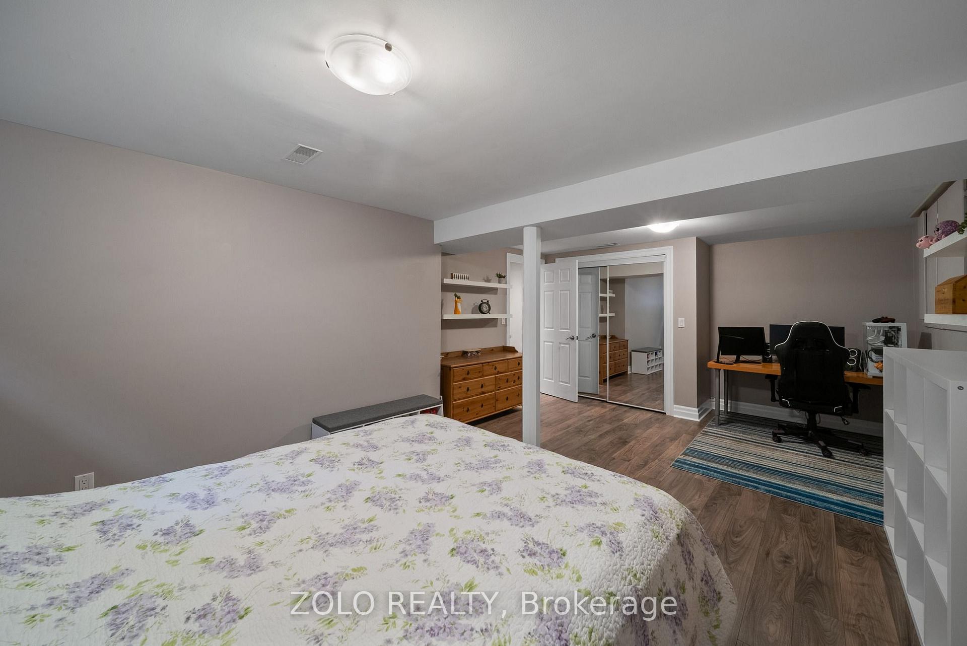 Photo 48 of 6911B Hickling Crescent, Mississauga, Meadowvale — HOMEH