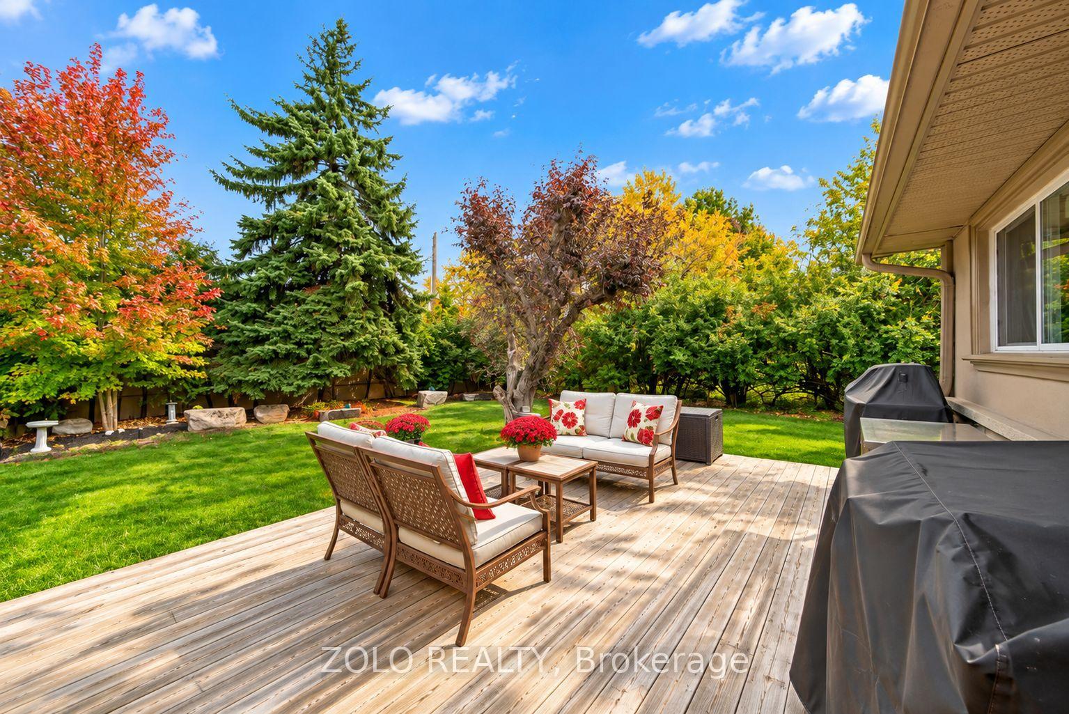 Photo 8 of 6911B Hickling Crescent, Mississauga, Meadowvale — HOMEH