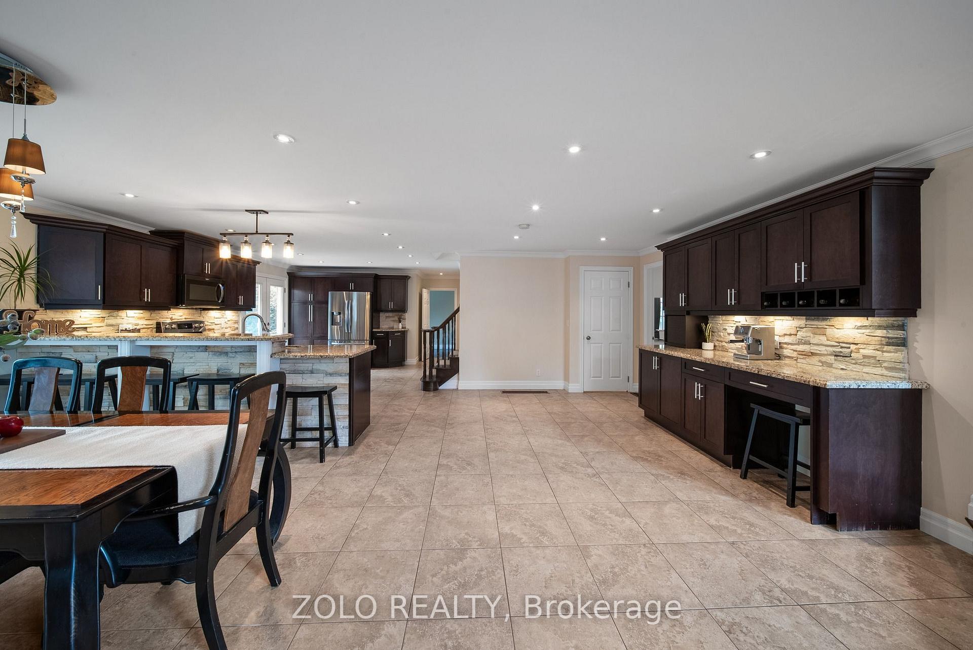 Photo 21 of 6911B Hickling Crescent, Mississauga, Meadowvale — HOMEH