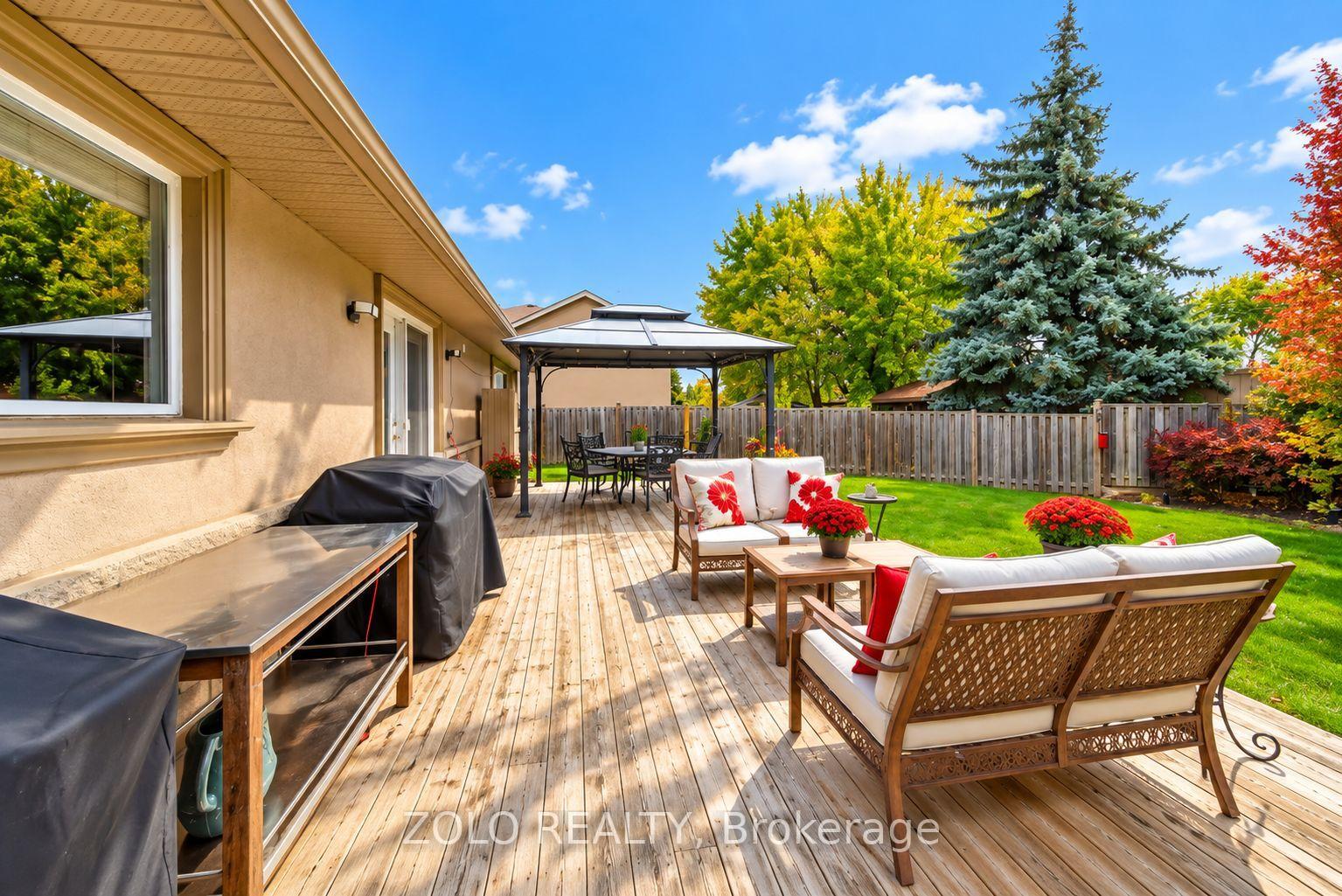 Photo 39 of 6911B Hickling Crescent, Mississauga, Meadowvale — HOMEH