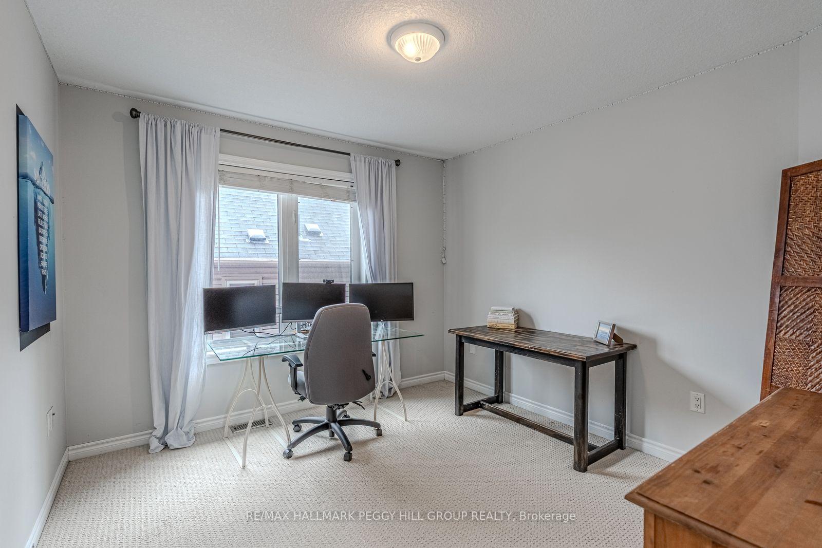 Photo 12 of 11 Oakmont Avenue, Oro-Medonte, Horseshoe Valley — HOMEH
