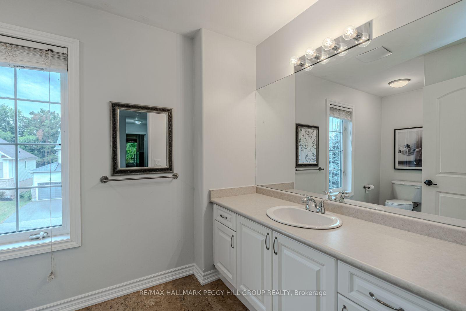 Photo 13 of 11 Oakmont Avenue, Oro-Medonte, Horseshoe Valley — HOMEH