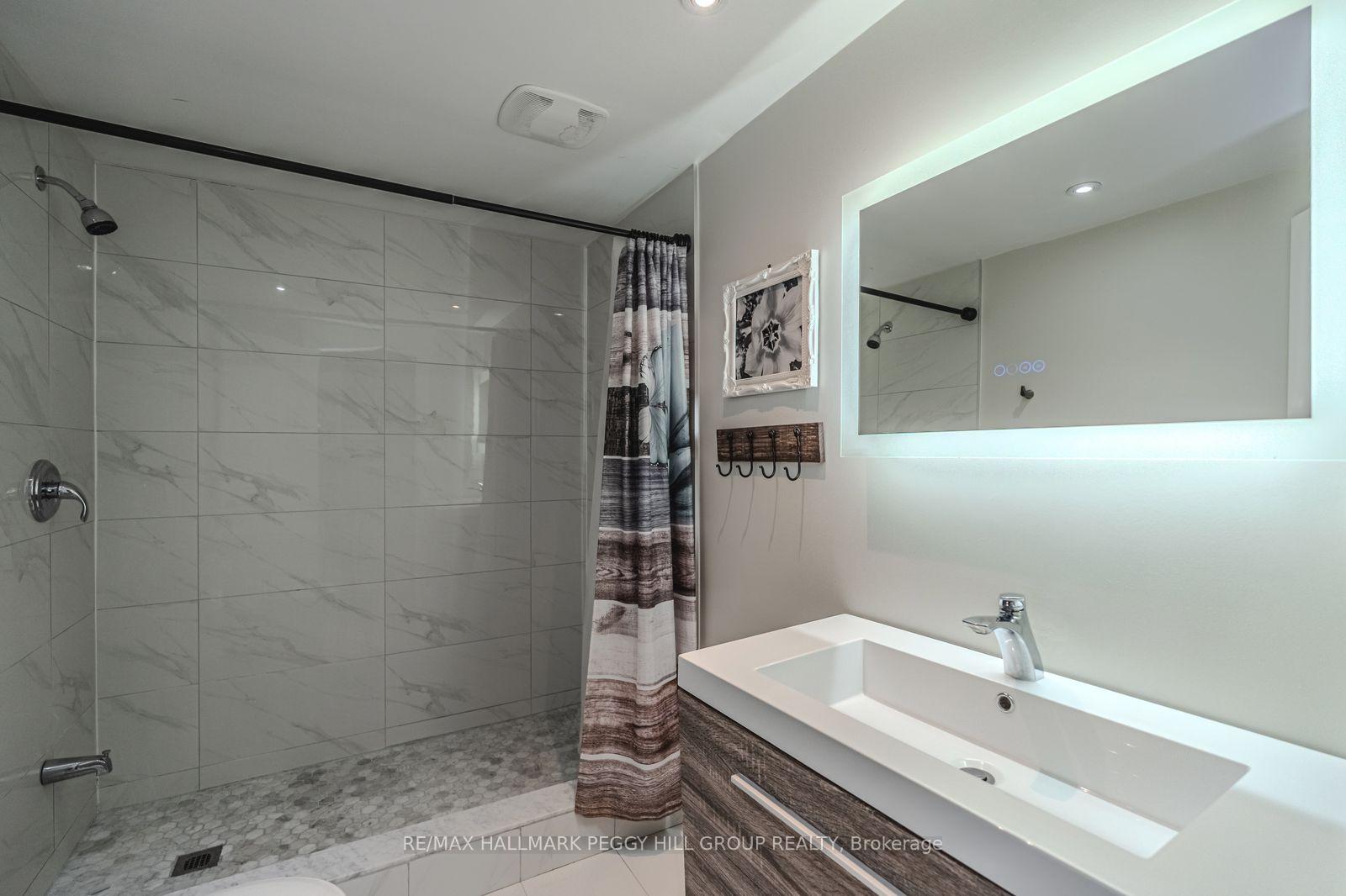 Photo 18 of 11 Oakmont Avenue, Oro-Medonte, Horseshoe Valley — HOMEH
