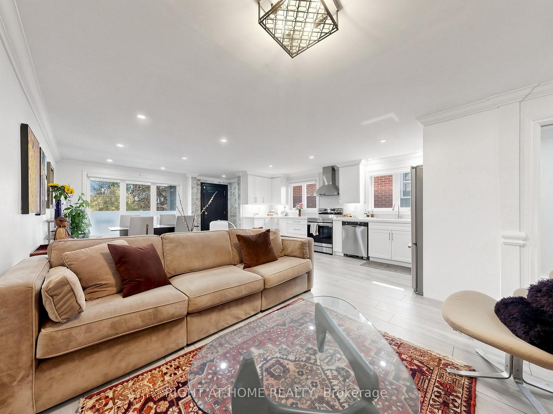 Photo 8 of 497 Northcliffe Boulevard, Toronto, Oakwood Village — HOMEH