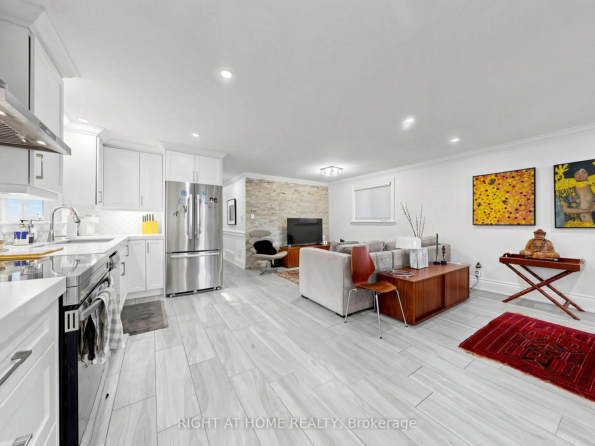 Photo 11 of 497 Northcliffe Boulevard, Toronto, Oakwood Village — HOMEH