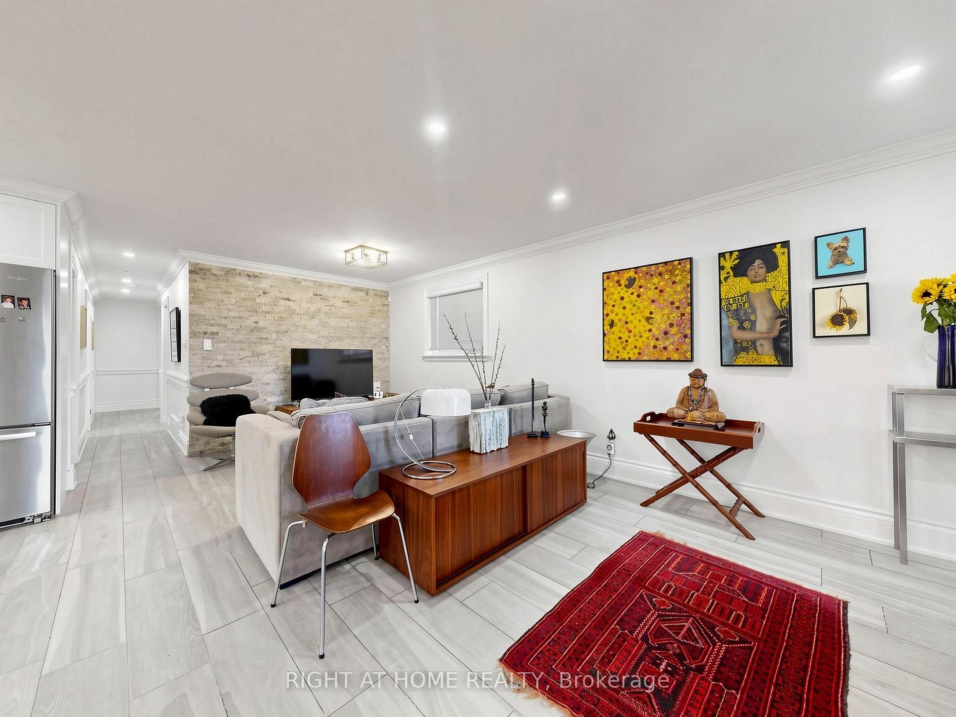 Photo 12 of 497 Northcliffe Boulevard, Toronto, Oakwood Village — HOMEH