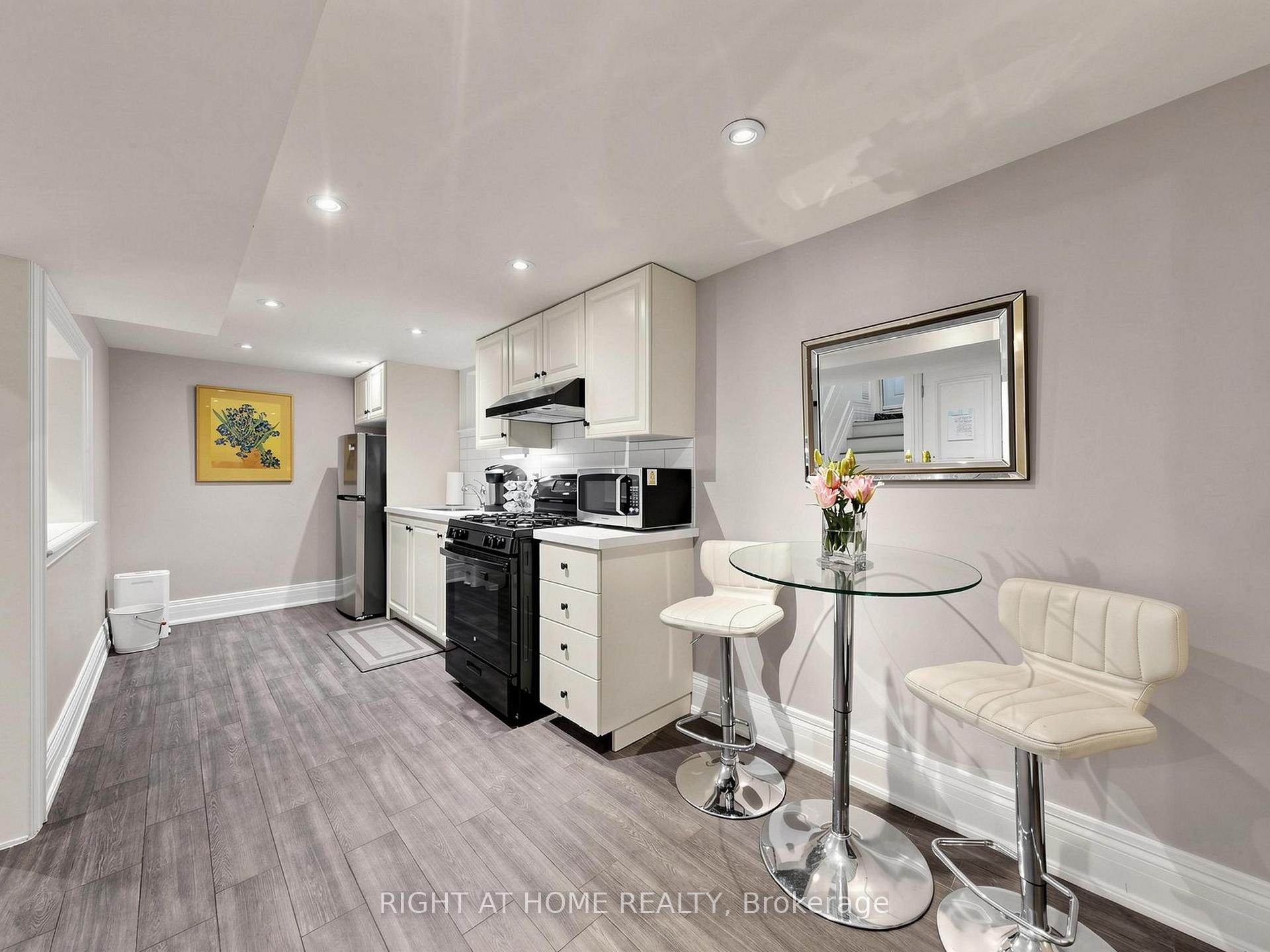 Photo 24 of 497 Northcliffe Boulevard, Toronto, Oakwood Village — HOMEH