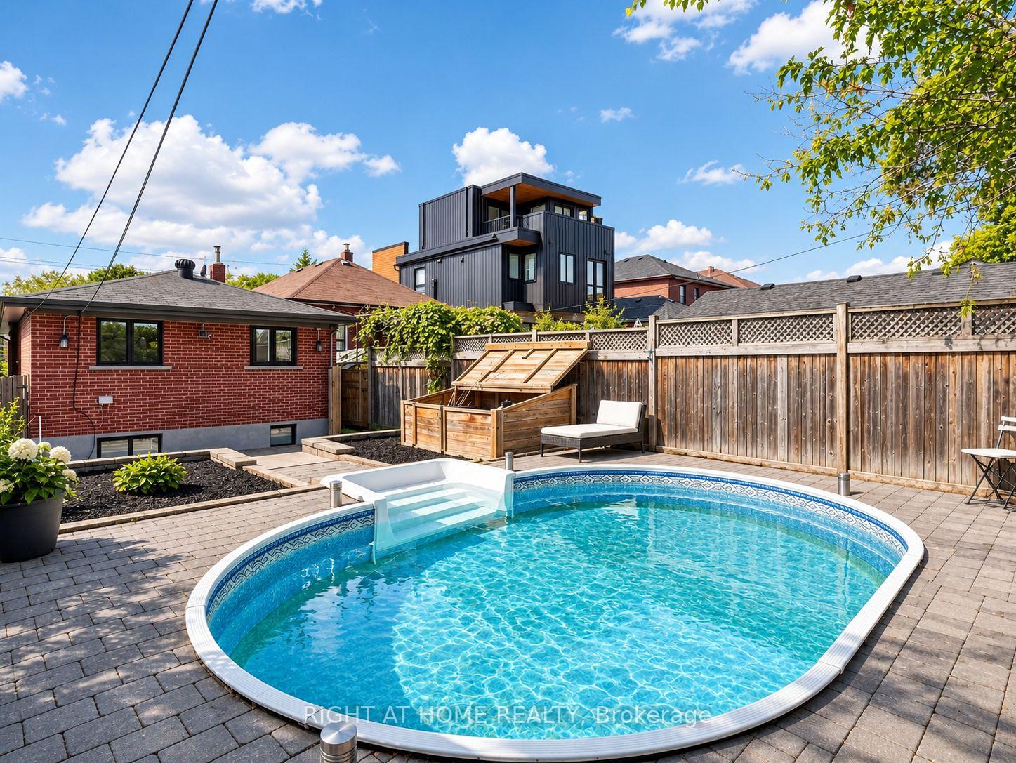 Photo 31 of 497 Northcliffe Boulevard, Toronto, Oakwood Village — HOMEH