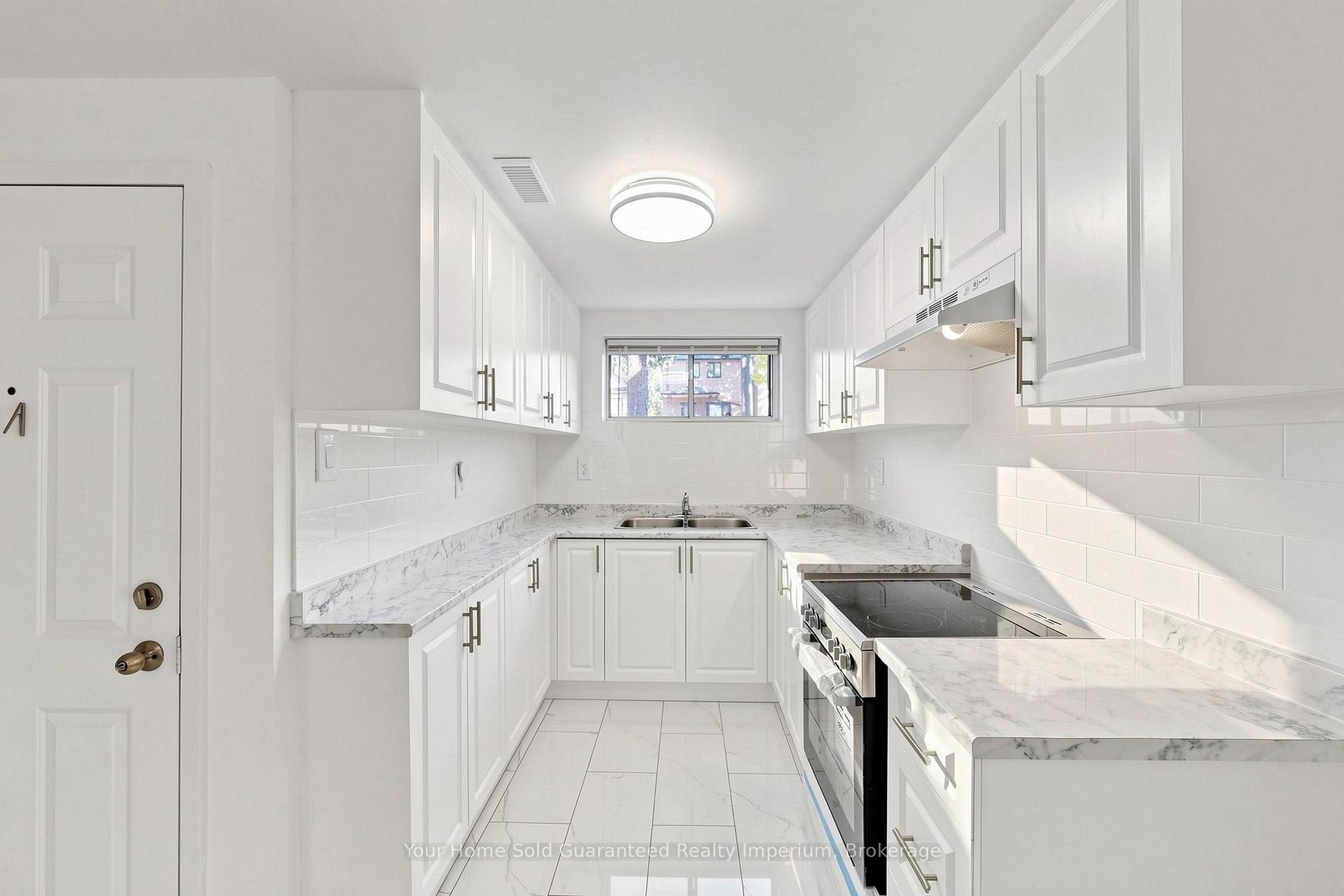 Photo 6 of 129 Melrose Street, Etobicoke, Mimico — HOMEH