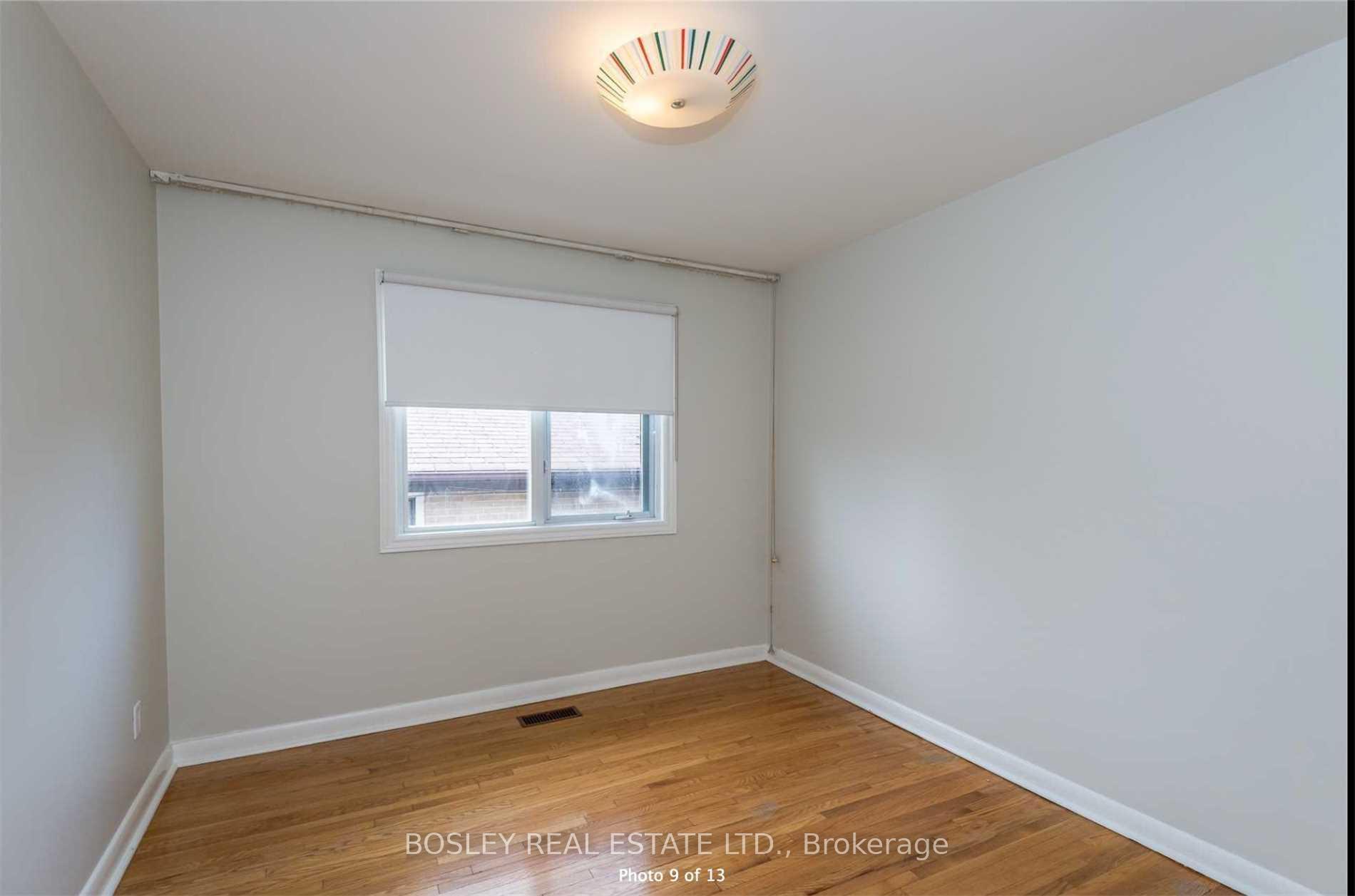 Photo 8 of 286 Searle Avenue, North York, Bathurst Manor — HOMEH