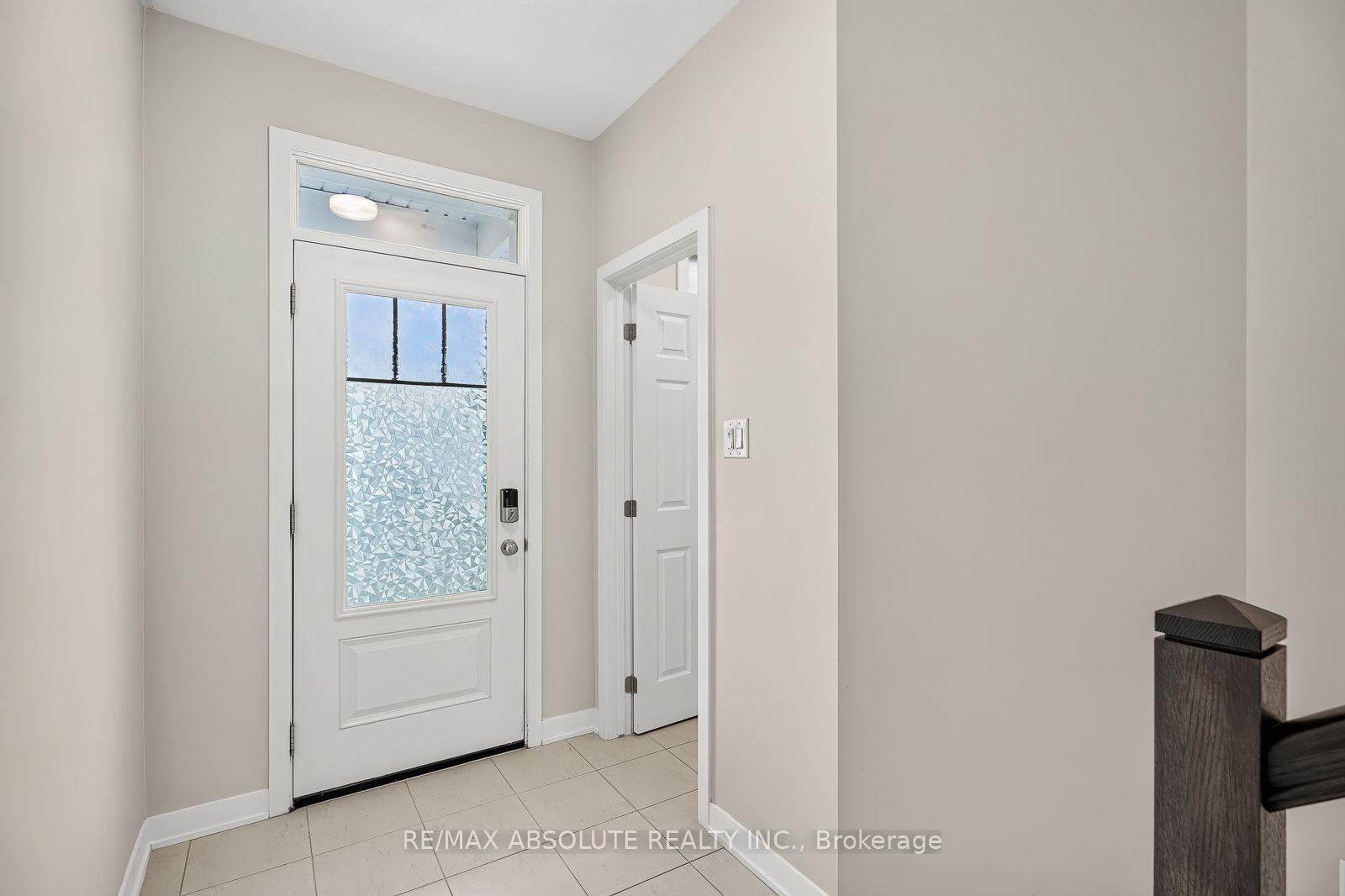 Photo 4 of 235 Billrian Crescent, Ottawa, Stittsville (North) — HOMEH