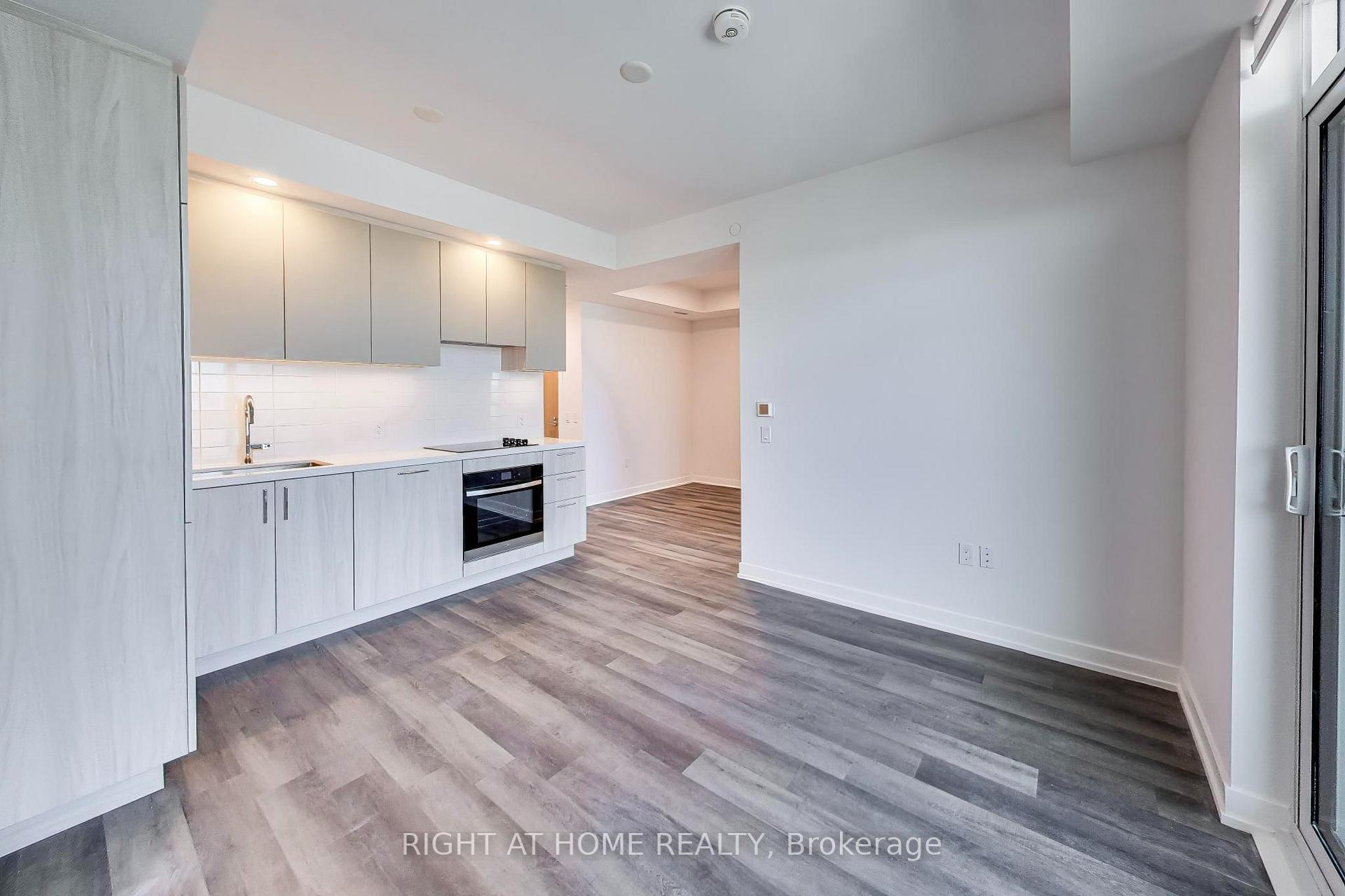 Photo 4 of Unit 2212, 2851 Highway 7, Vaughan, Vaughan Corporate Centre — HOMEH