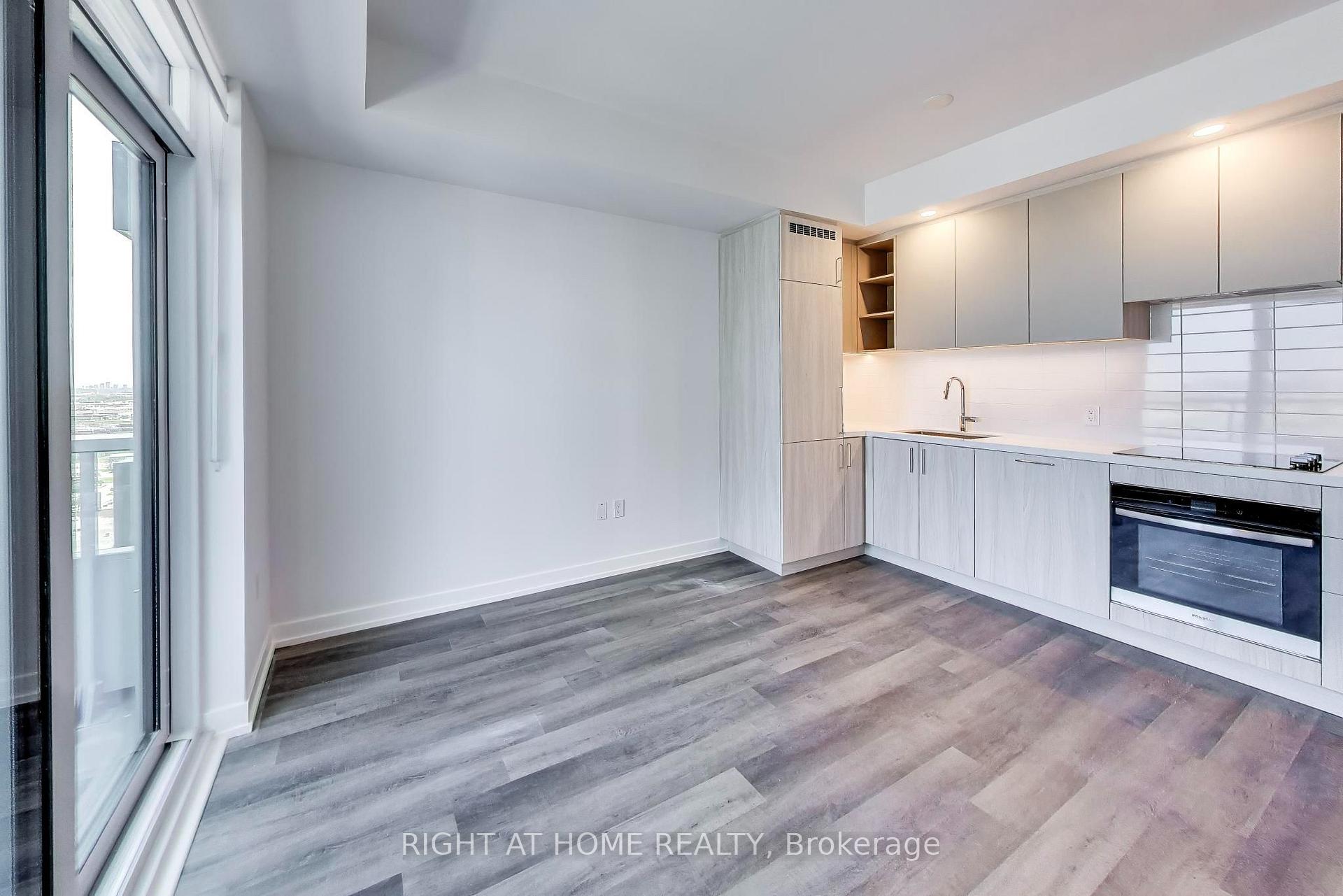 Photo 10 of Unit 2212, 2851 Highway 7, Vaughan, Vaughan Corporate Centre — HOMEH