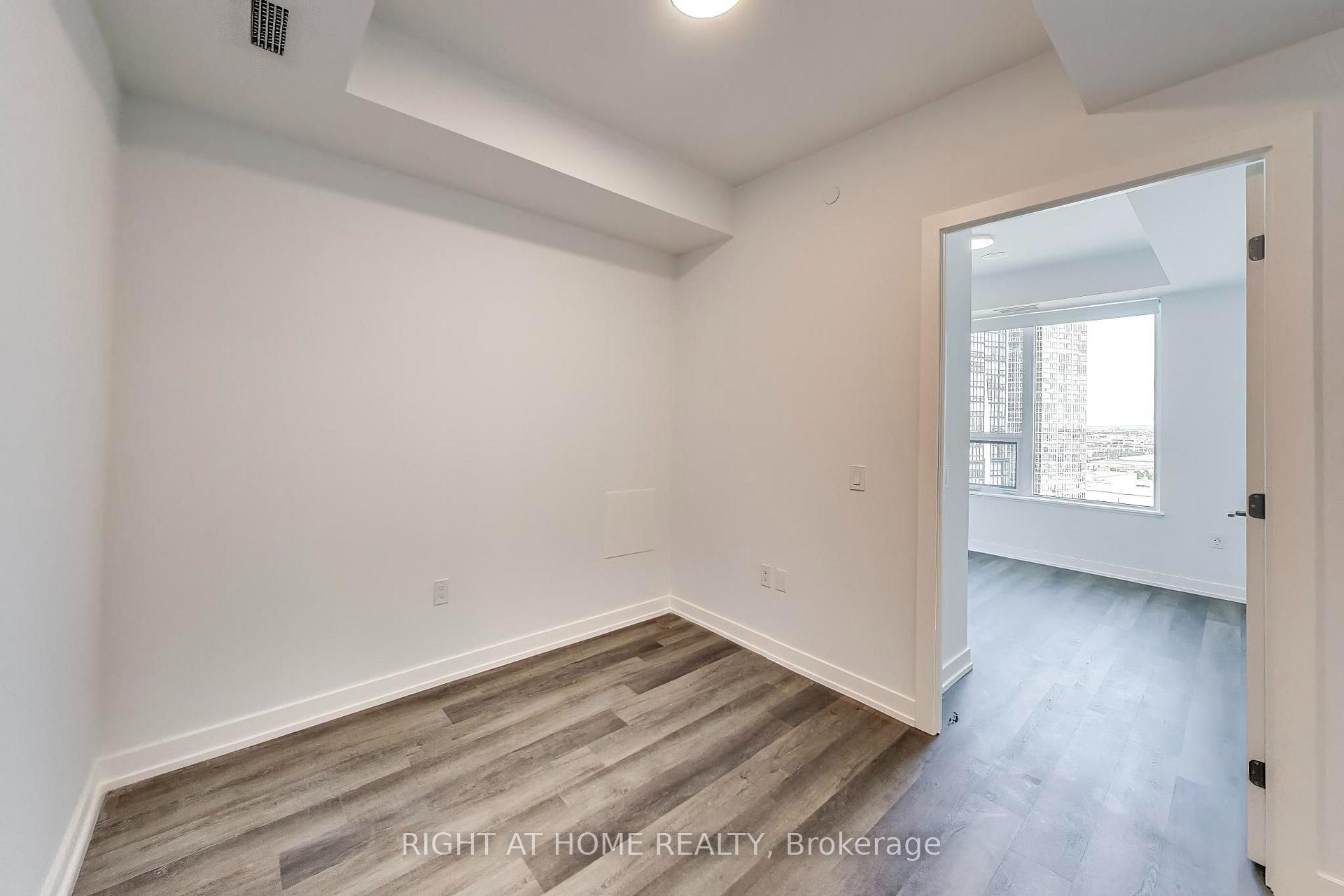 Photo 12 of Unit 2212, 2851 Highway 7, Vaughan, Vaughan Corporate Centre — HOMEH