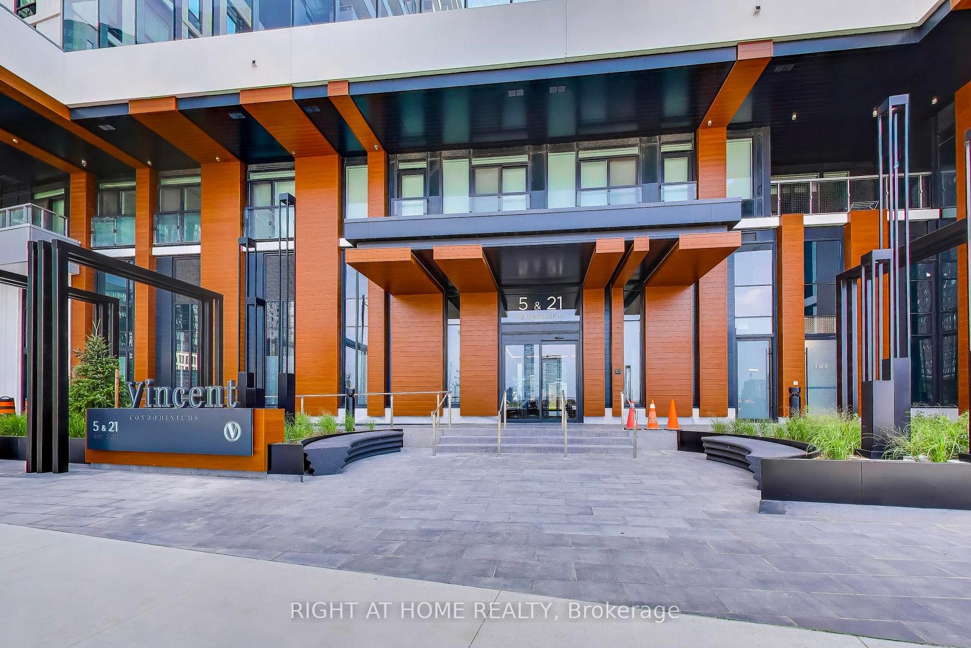 Photo 41 of Unit 2212, 2851 Highway 7, Vaughan, Vaughan Corporate Centre — HOMEH